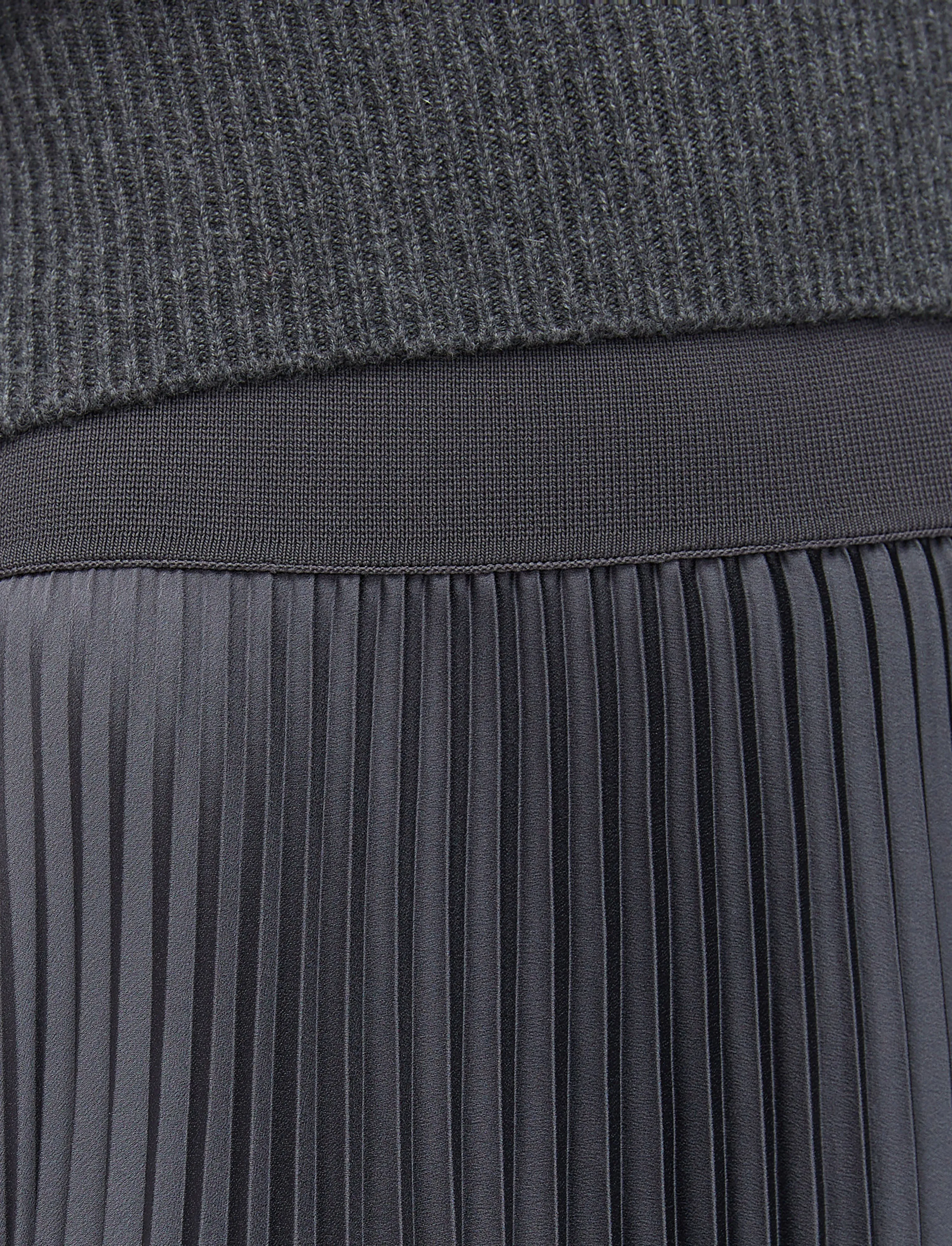 Soft Piece Ade Knit Weave Pliss Skirt