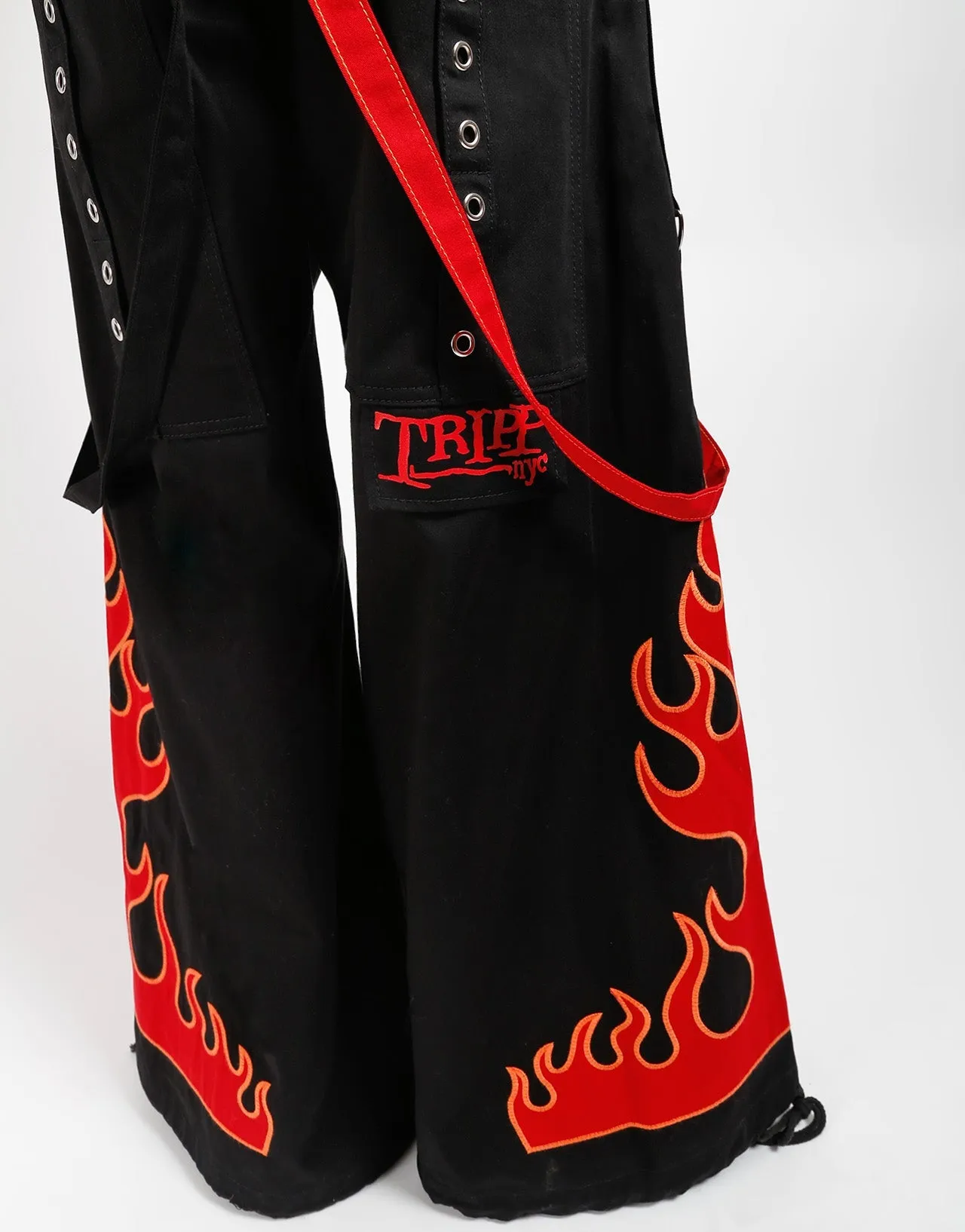FLAME DARK STREET PANT RED Practical Look
