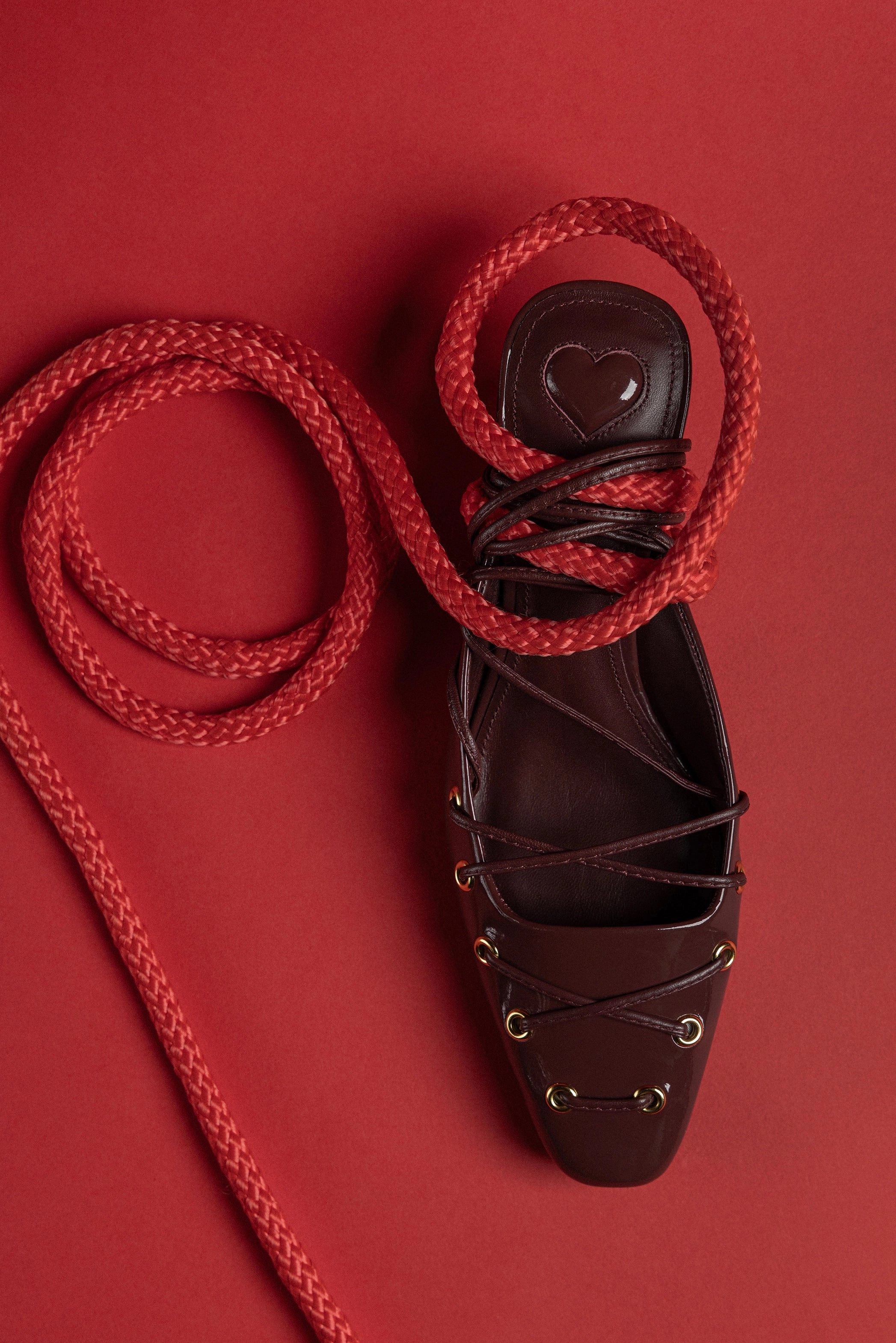 Amal Lace Up Pump In Burgundy Leather Cushioned Midsole Water Resistant Construction