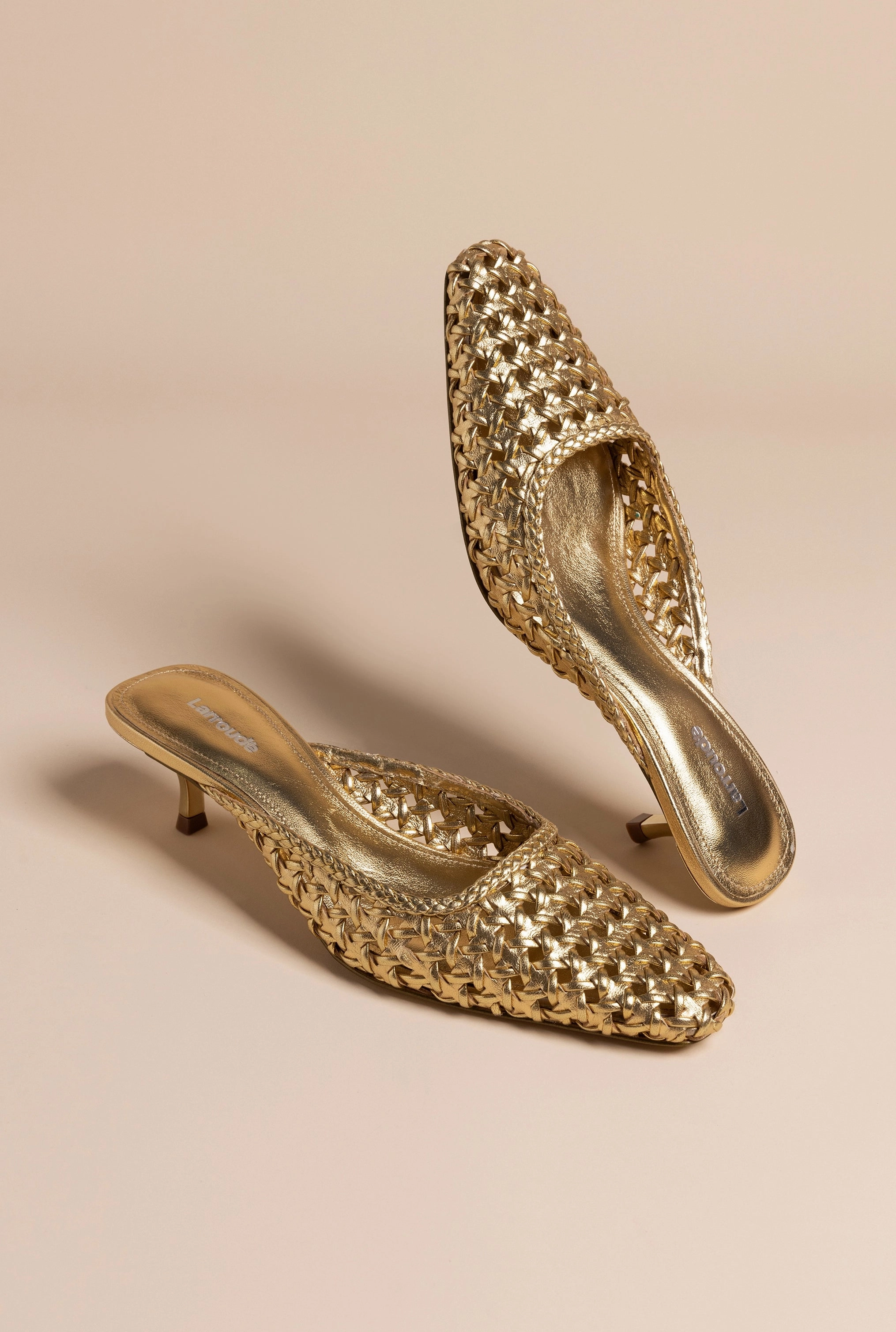 Amal Macrame Mule In Gold Metallic Leather Move Light Garden Mood