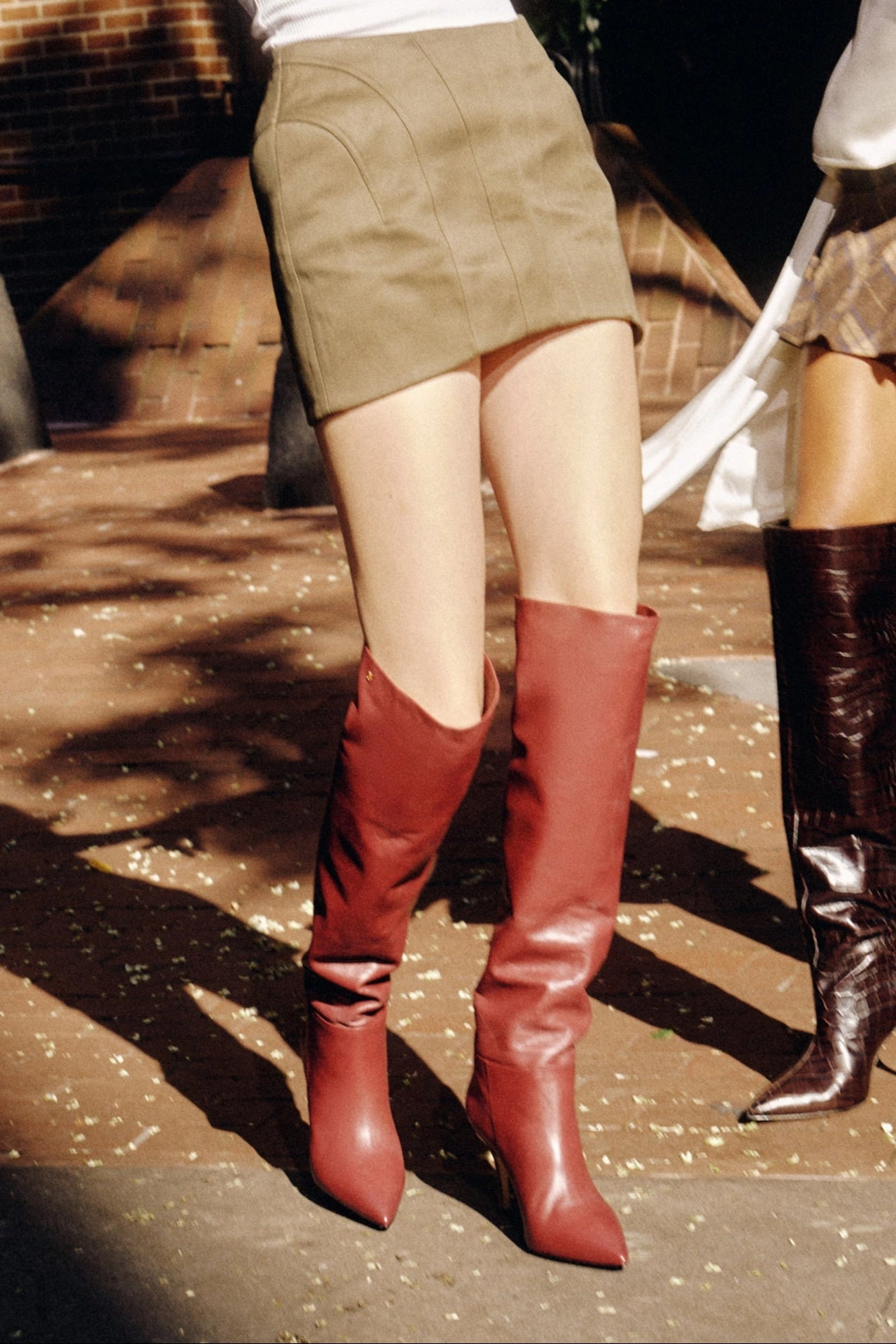 Wave Flow Slip Resistant Traction Kate Hi Boot In Burgundy Leather