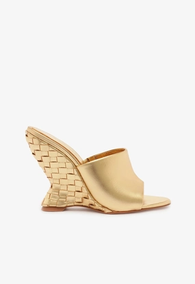 Dynamic Flex Construction Performance Aprill Woven Leather Sandal