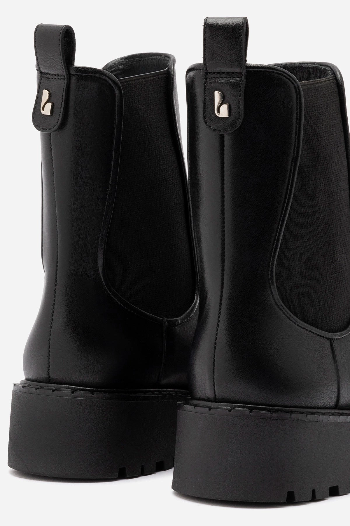 Sancha Boot In Black Leather Zip Up Peace Step