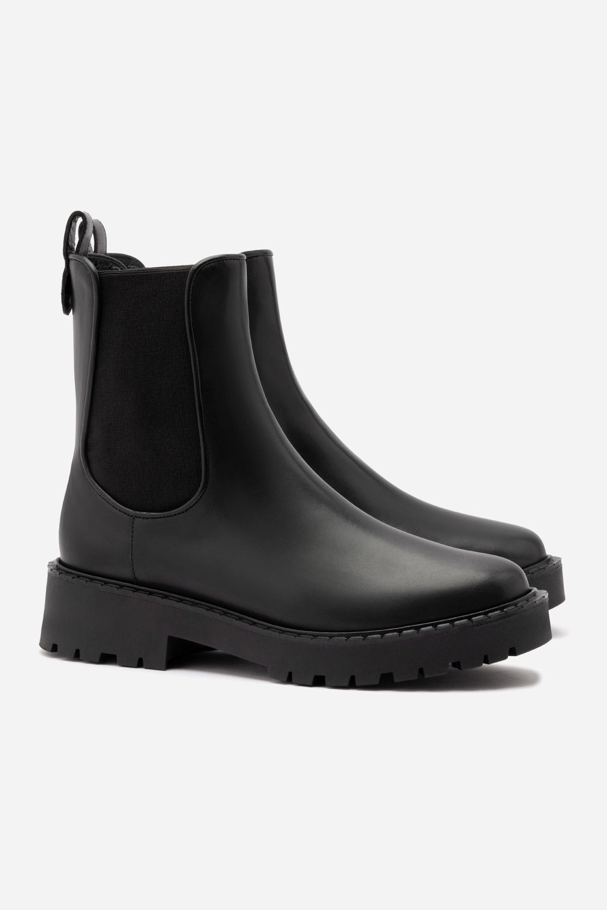 Sancha Boot In Black Leather Low Impact Sole Geometry