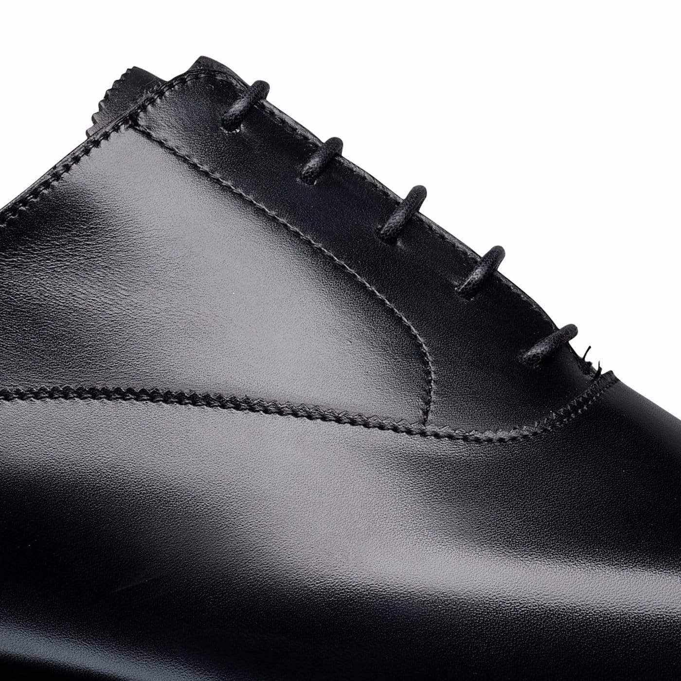 Beaumont 2 Black Calf Thermoformed Heel Counter Non Binding Collar Padding