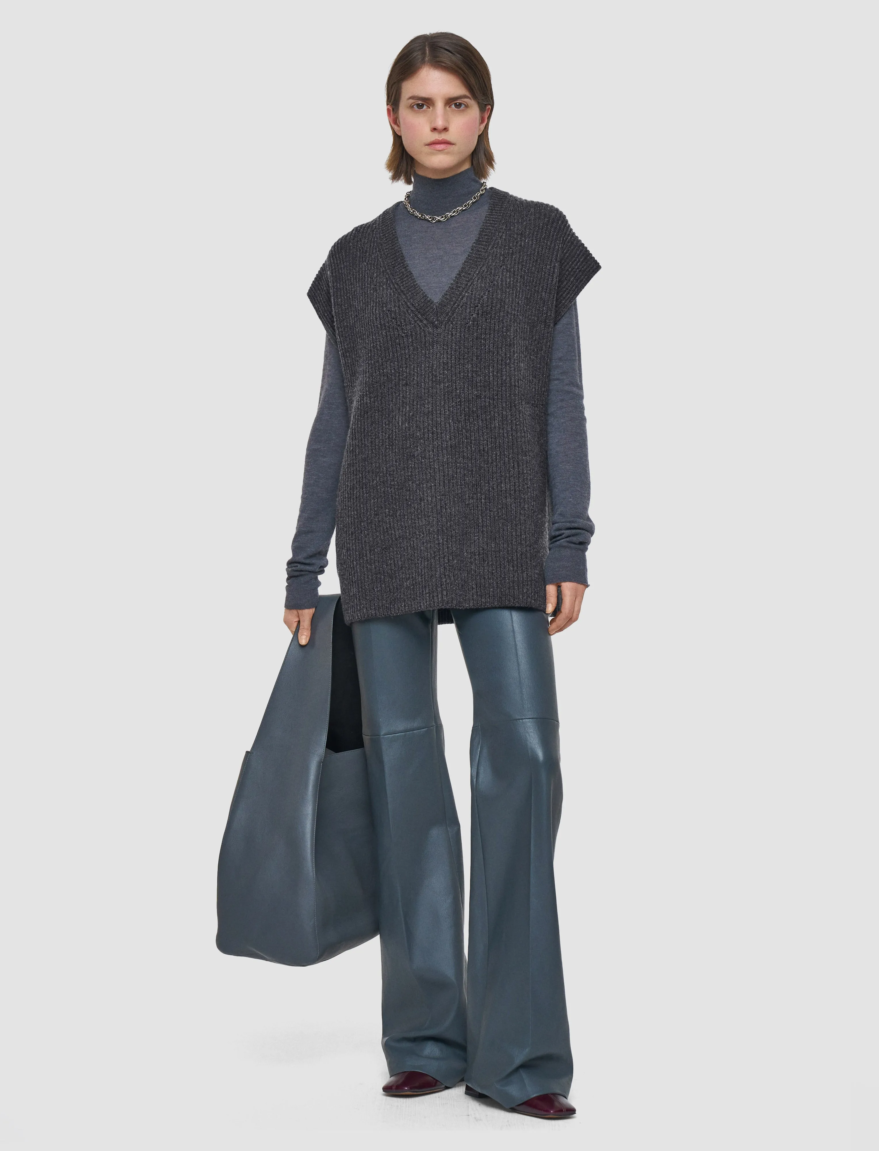 Light Cardigan Stitch Vest Wrinkle Resistant Finish No Effort