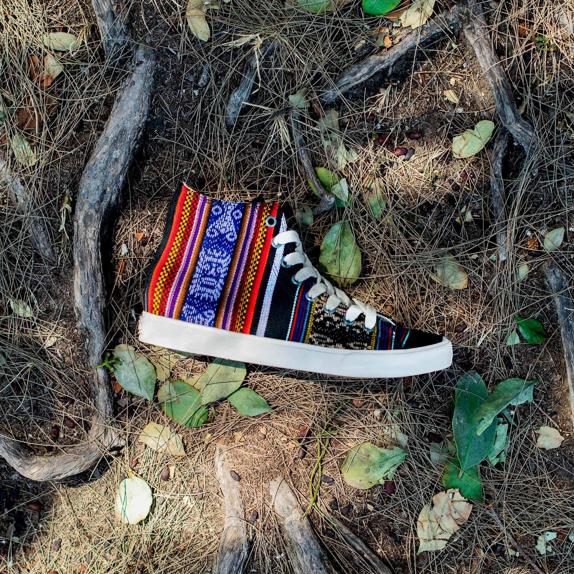 Foot Fit Blackbird High Top