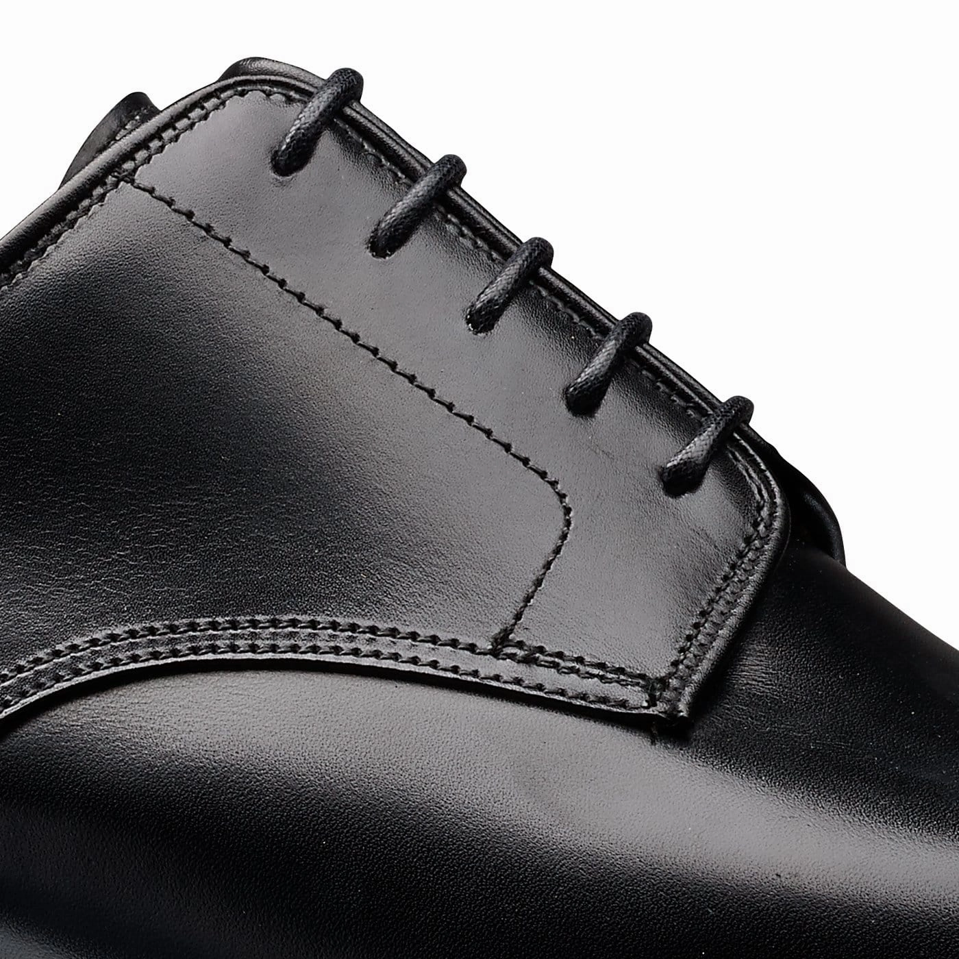 Camera Look Bradford Black Calf (G Fitting)