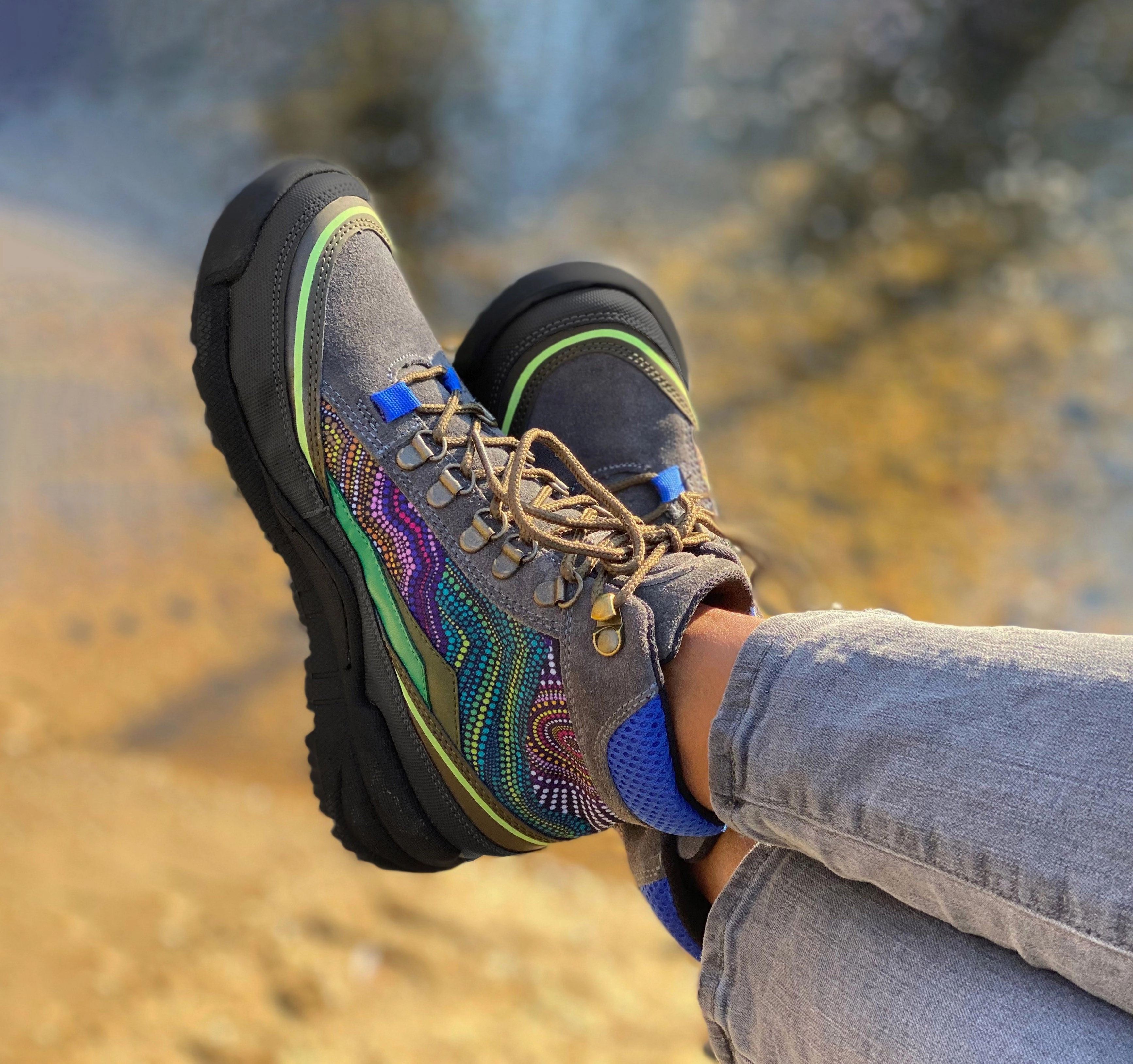 Shine Tone Brisbane Black Trekk Boot