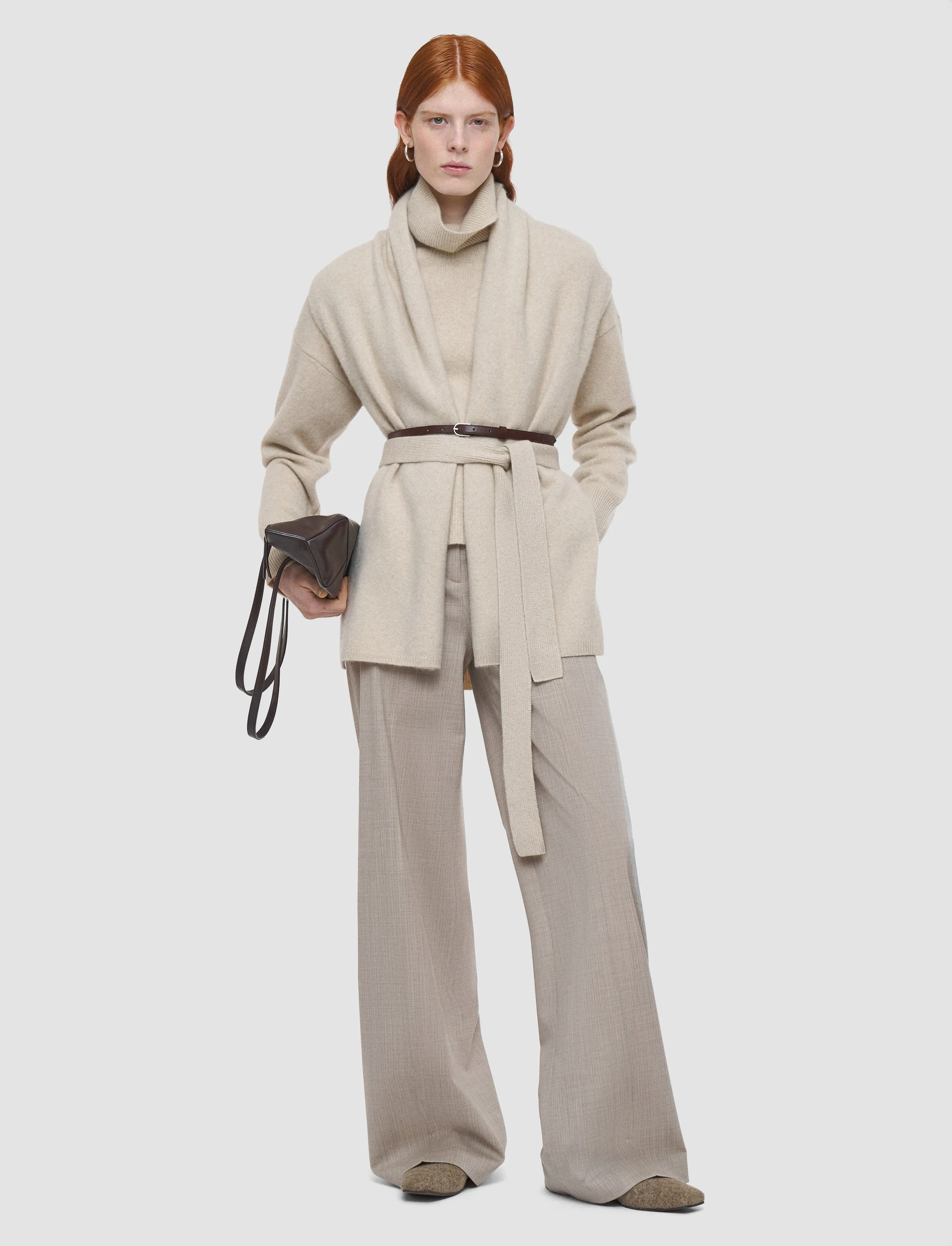 Brushed Cashmere Sleeveless Wrap Timeless Look Trendy pick