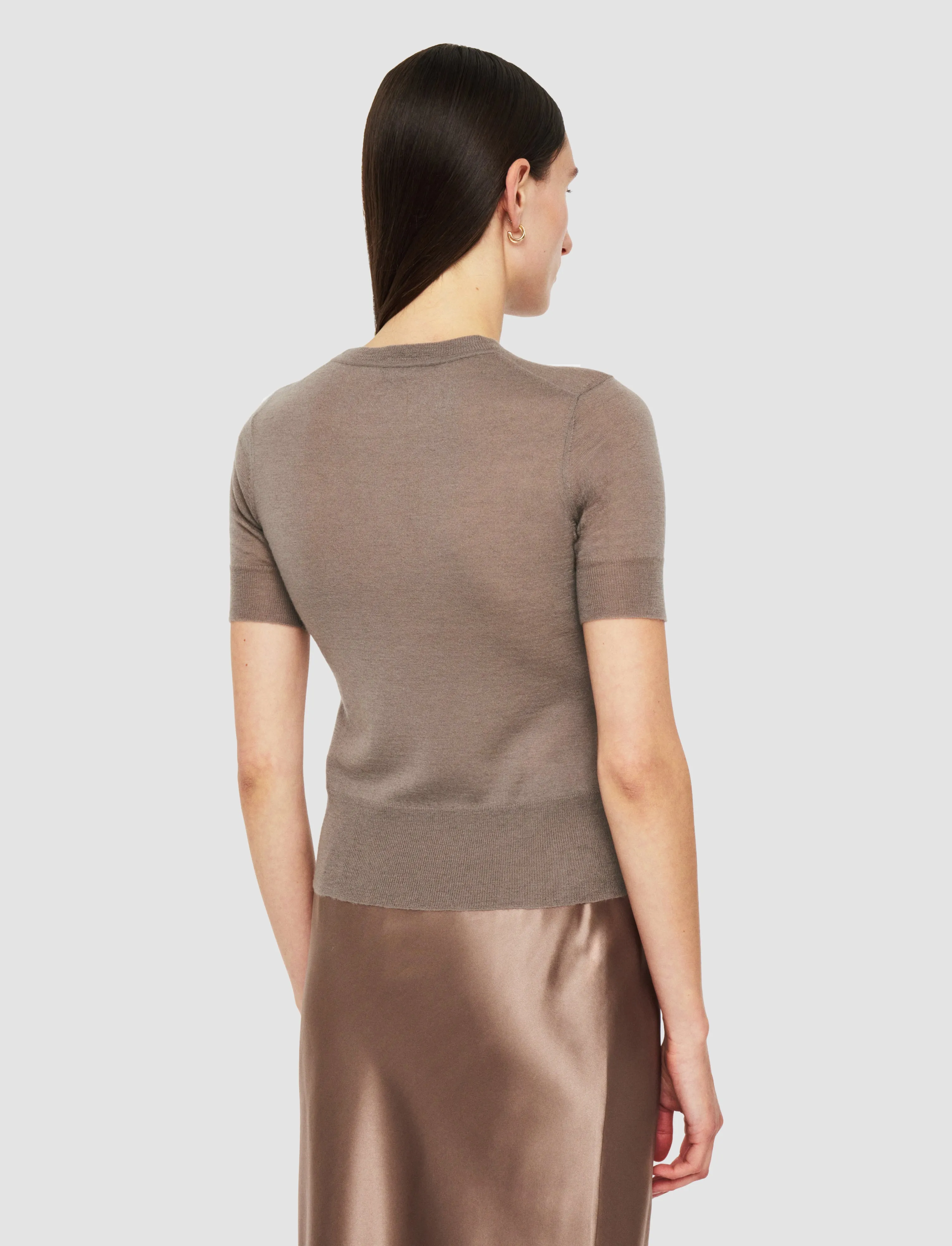 Cashair Top Subtle Details