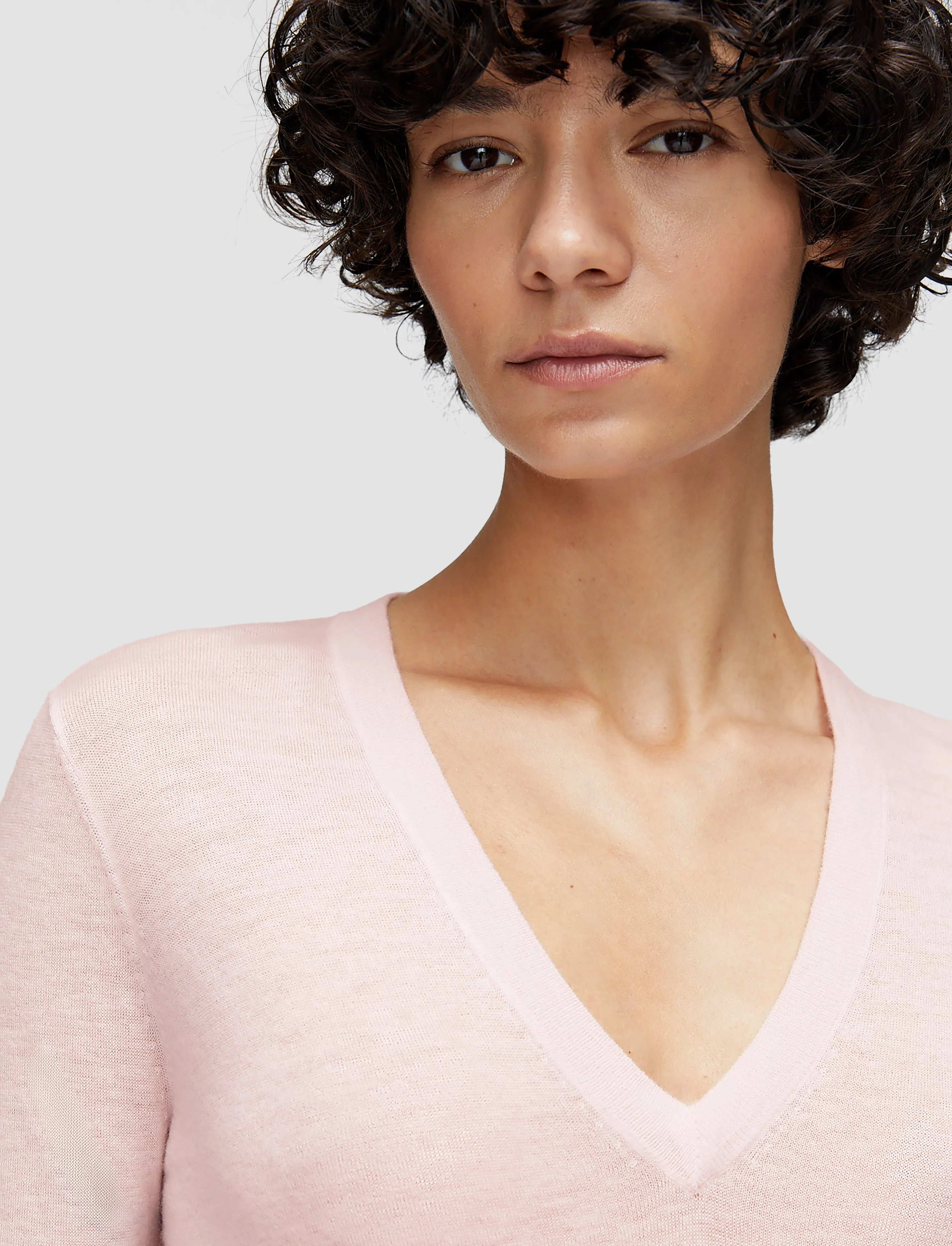 Fresh Trend Essential Layer Cashair V Neck Jumper