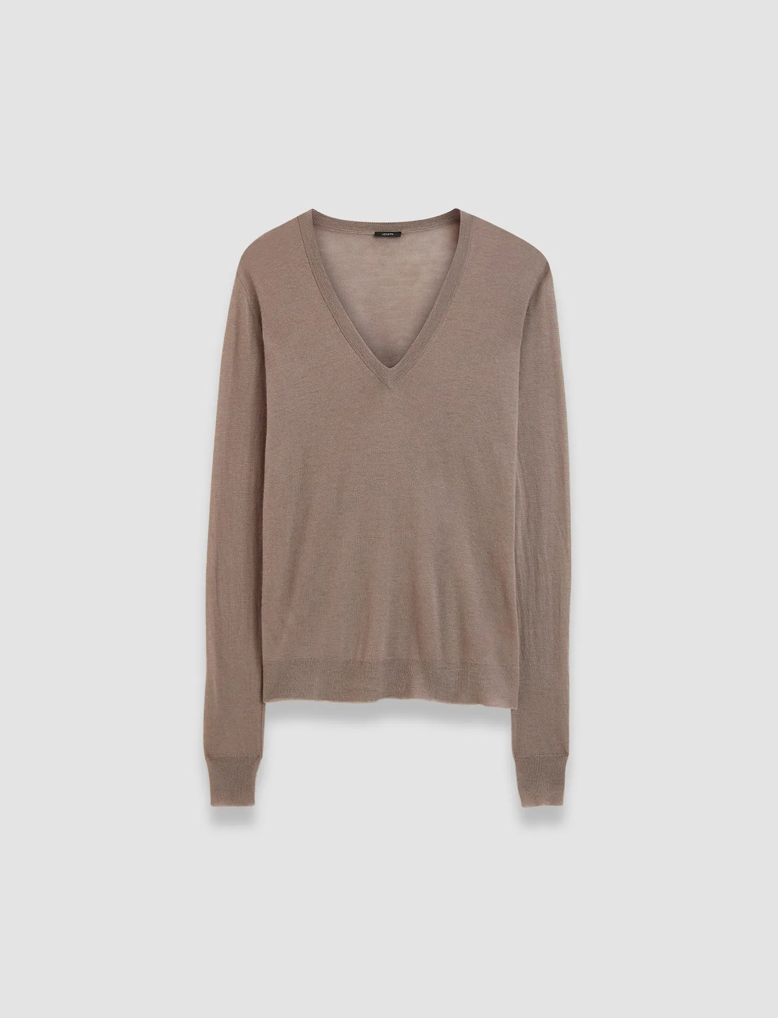 Cashair V Neck Jumper Fashion Favorite Go-To Look