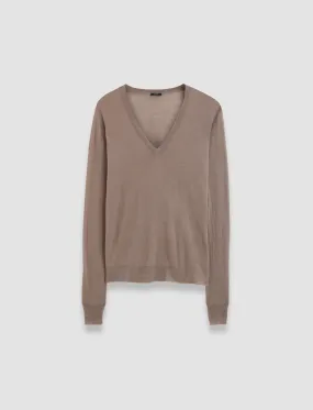 Cashair V Neck Jumper Fashion Favorite Go-To Look