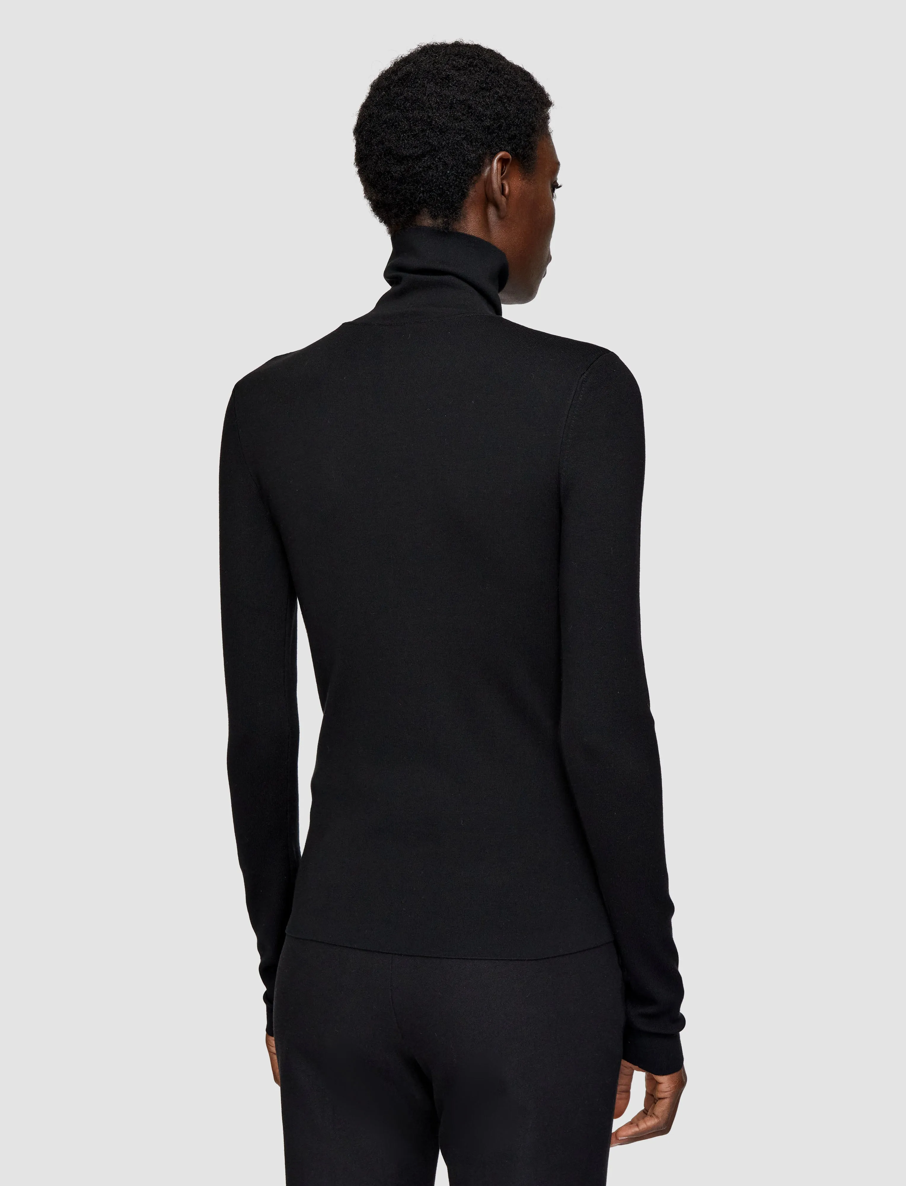 Odor Resistant Treatment Silk Stretch High Neck Top