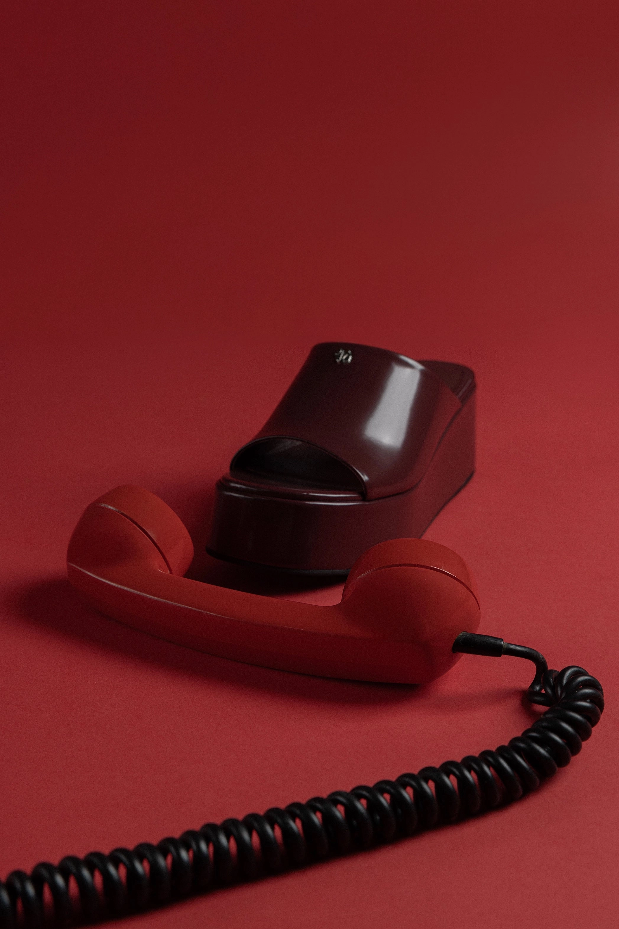 Charli Box Mule In Burgundy Leather Green Core