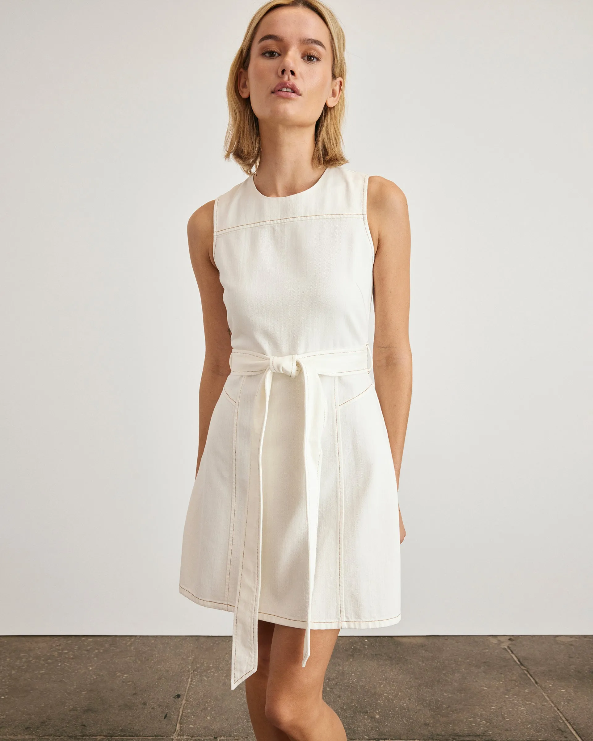 Classic Item Claudia Dress