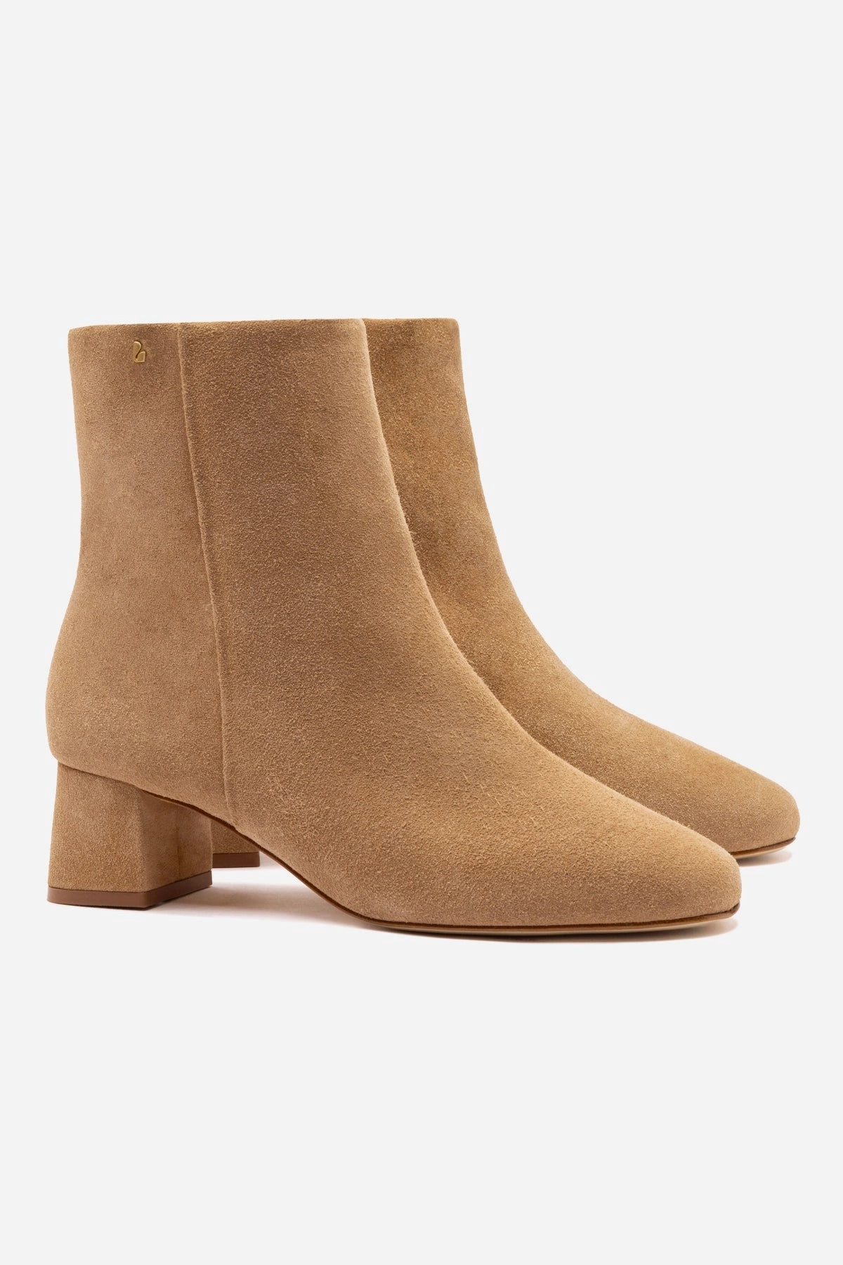 Mini Edie Boot In Peanut Suede Icon Walk Pearl Shine
