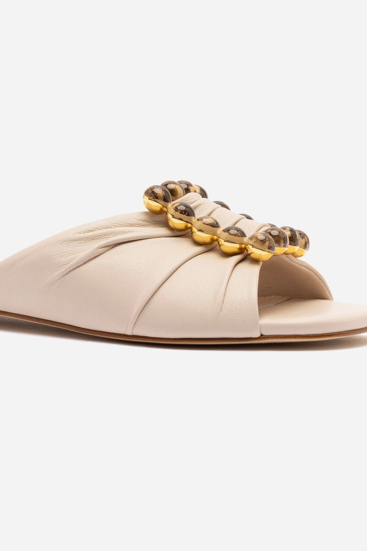 Dust Guard Slim Form Chloe Gosselin by Larroud Nova Flat In Puff Cream Leather