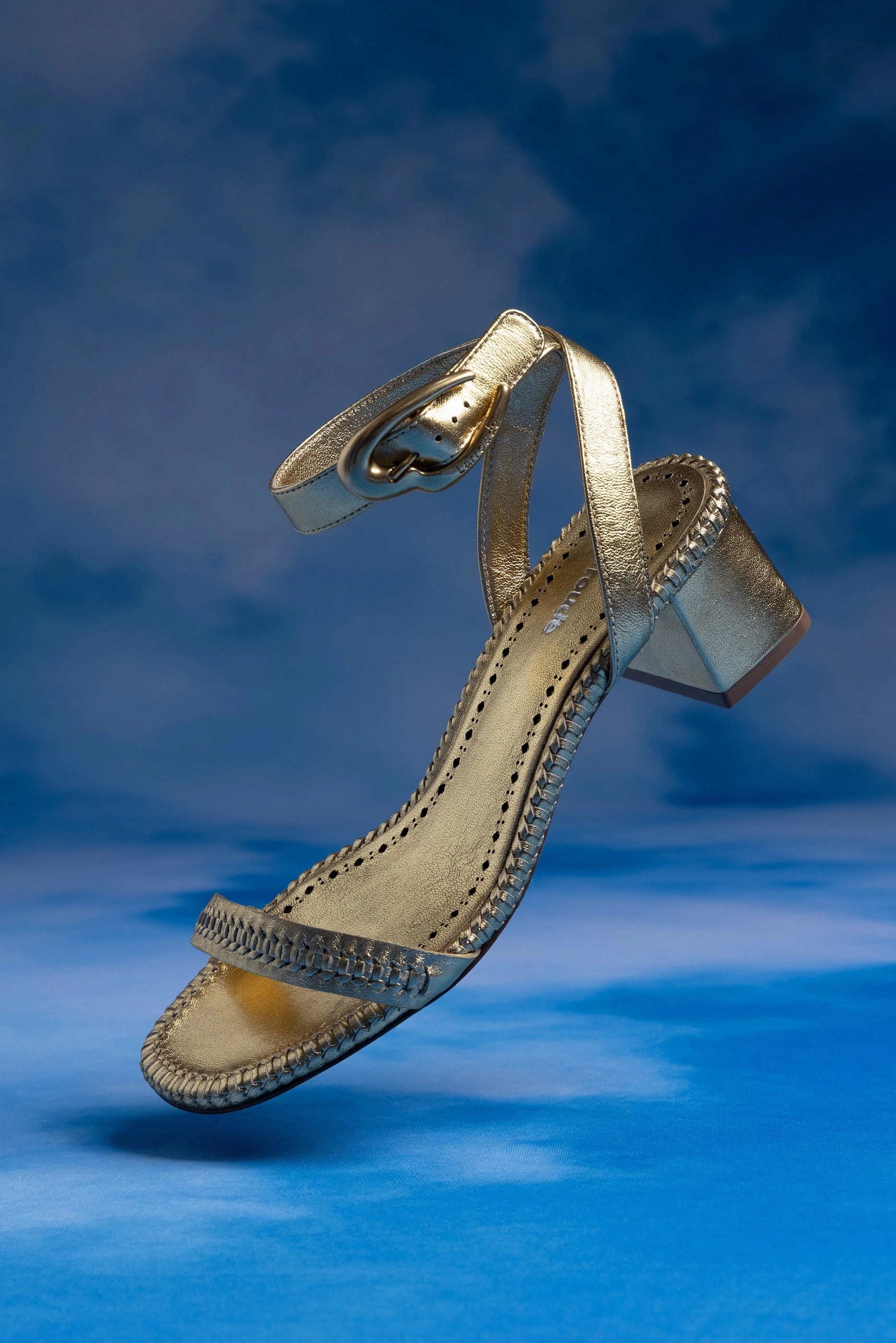 Verona Block Sandal In Gold Metallic Leather Scandi Clean