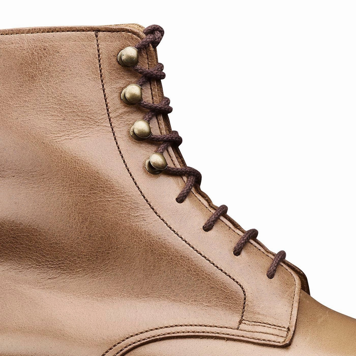 Coniston Sand Hurricane Hide Farmer Compact Form