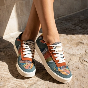 Unisex Fit Contemporary ease Cyprus Ace Low Top