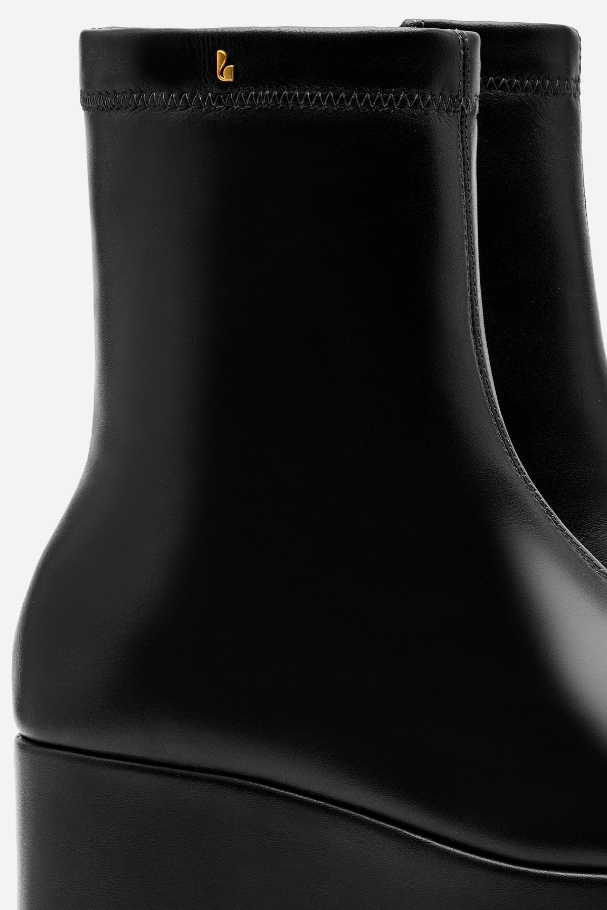 Quiet Step Dani Flatform Boot In Black Leather