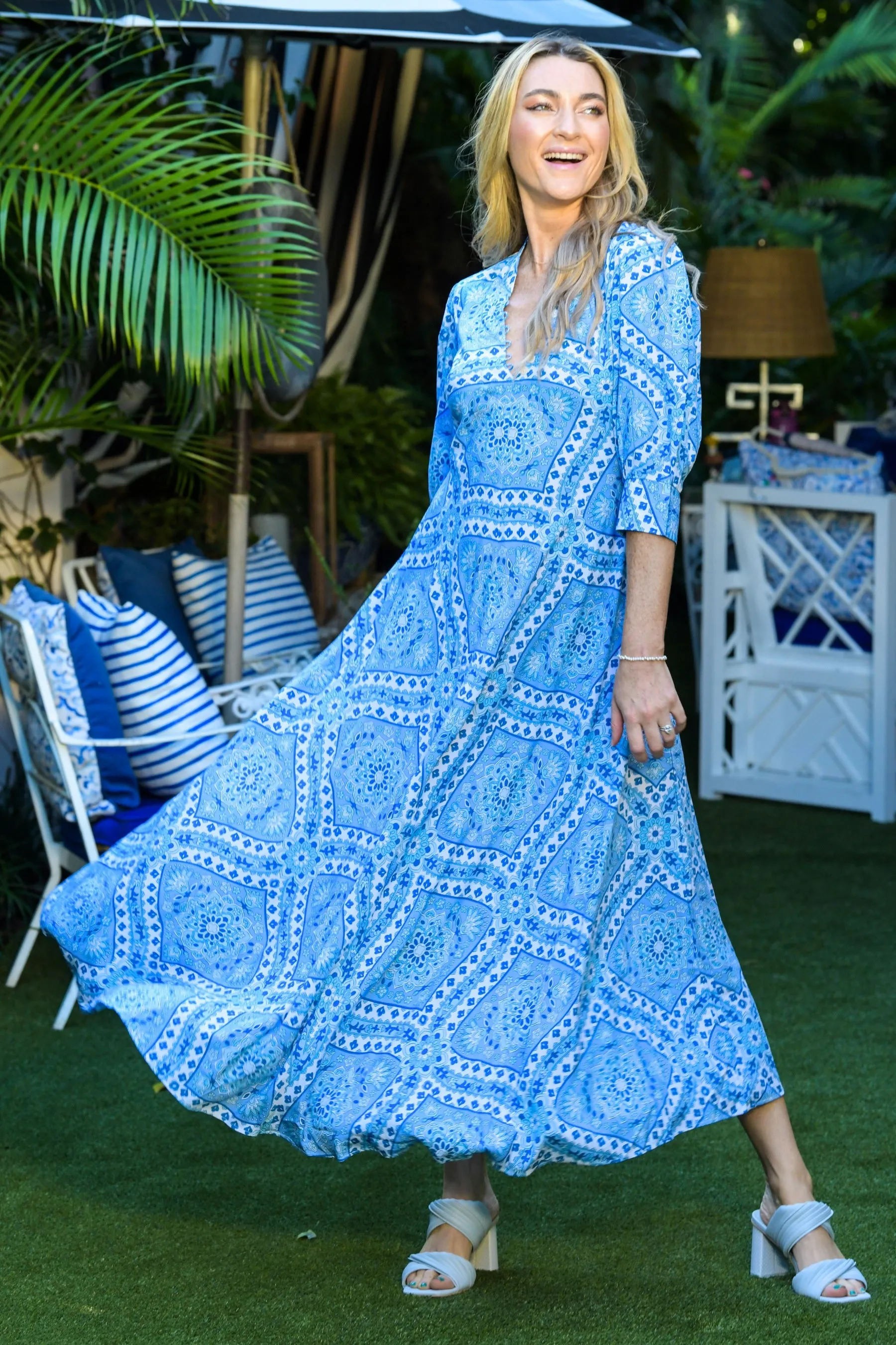 Daphne Dress / Blue Mosaic Pure Lines