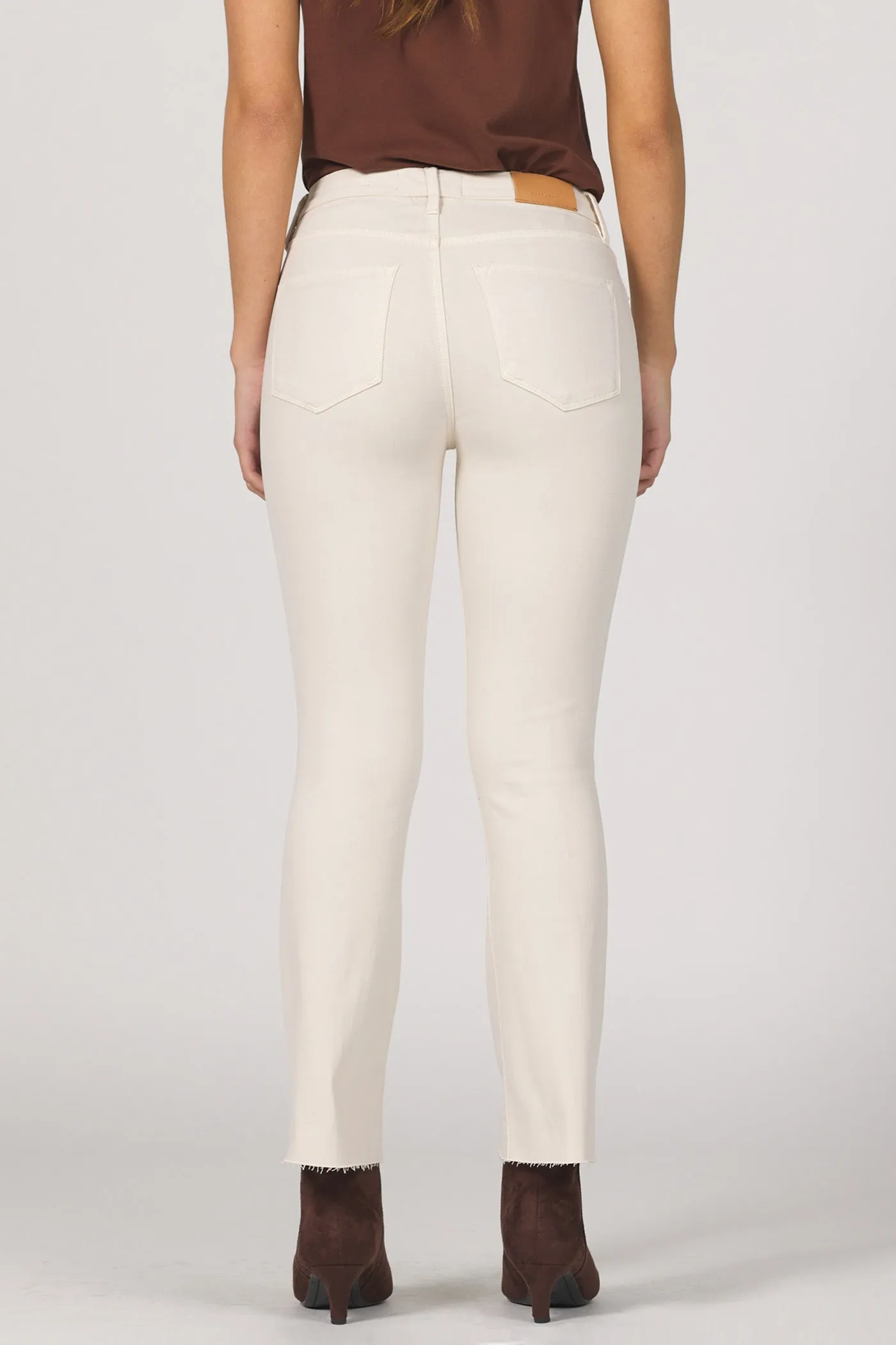 easy move Dear John Jeanne Flare Jean in Whitecap Gray