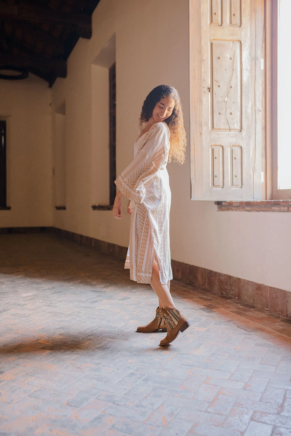 Desert Western Boot Flexible TPU Shank