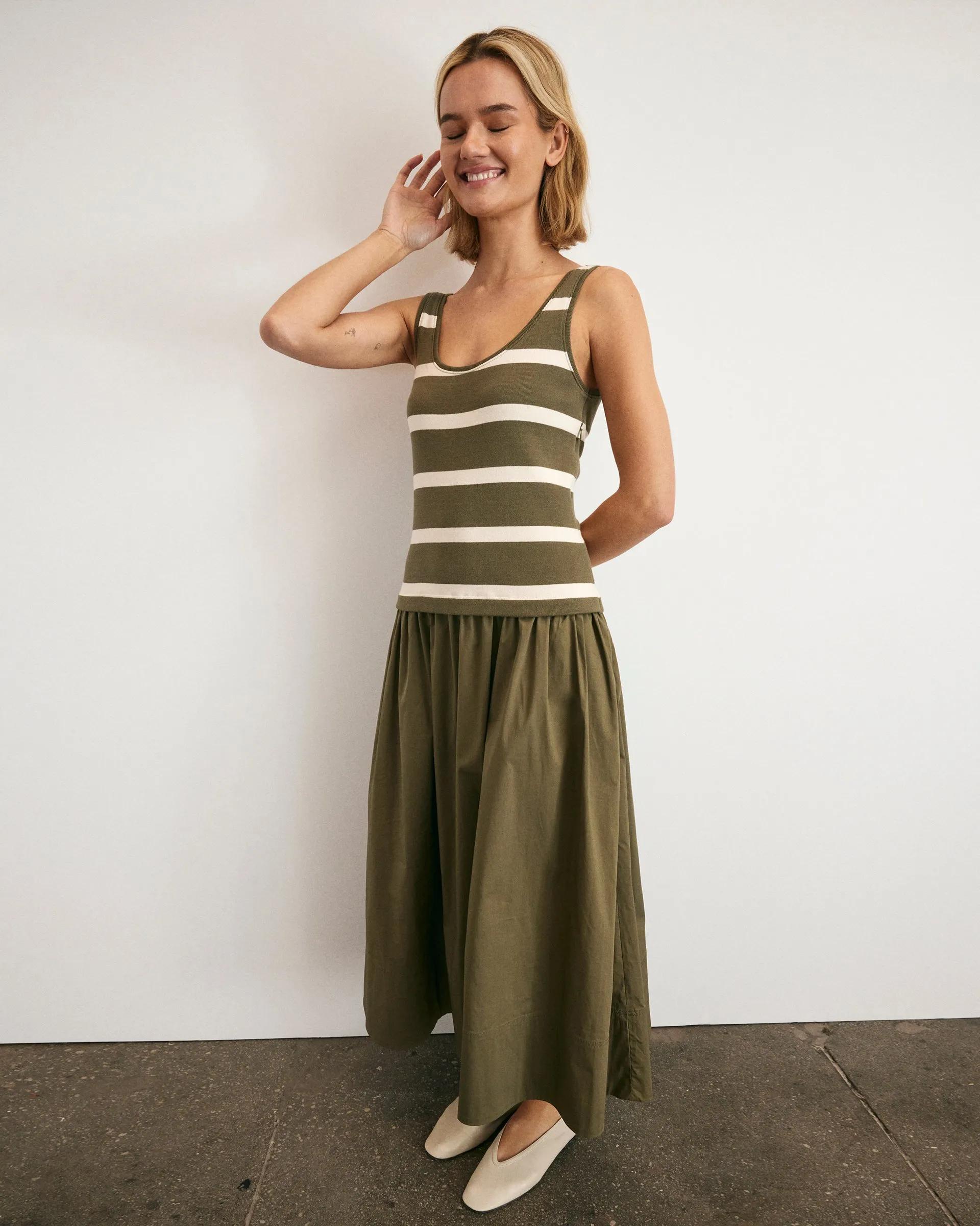 Amber Dress Natural Fiber Composition Layered Weight Distribution Guide