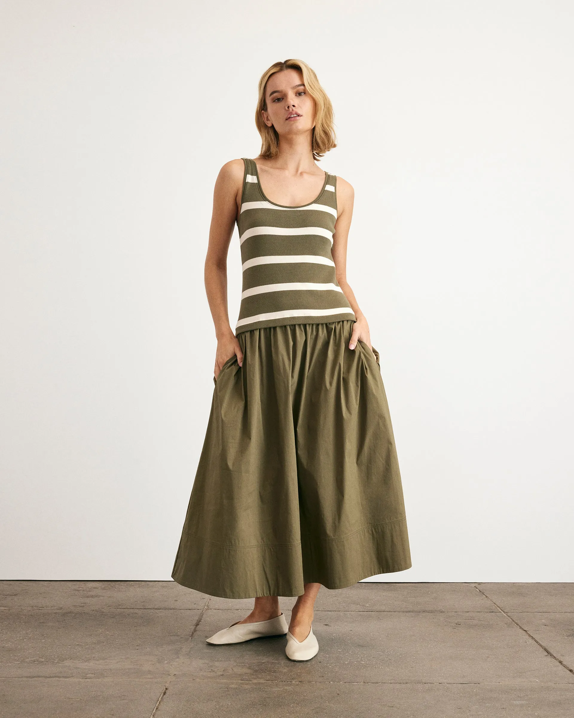 Amber Dress Bamboo Fiber Composition Moisture Wicking Technology