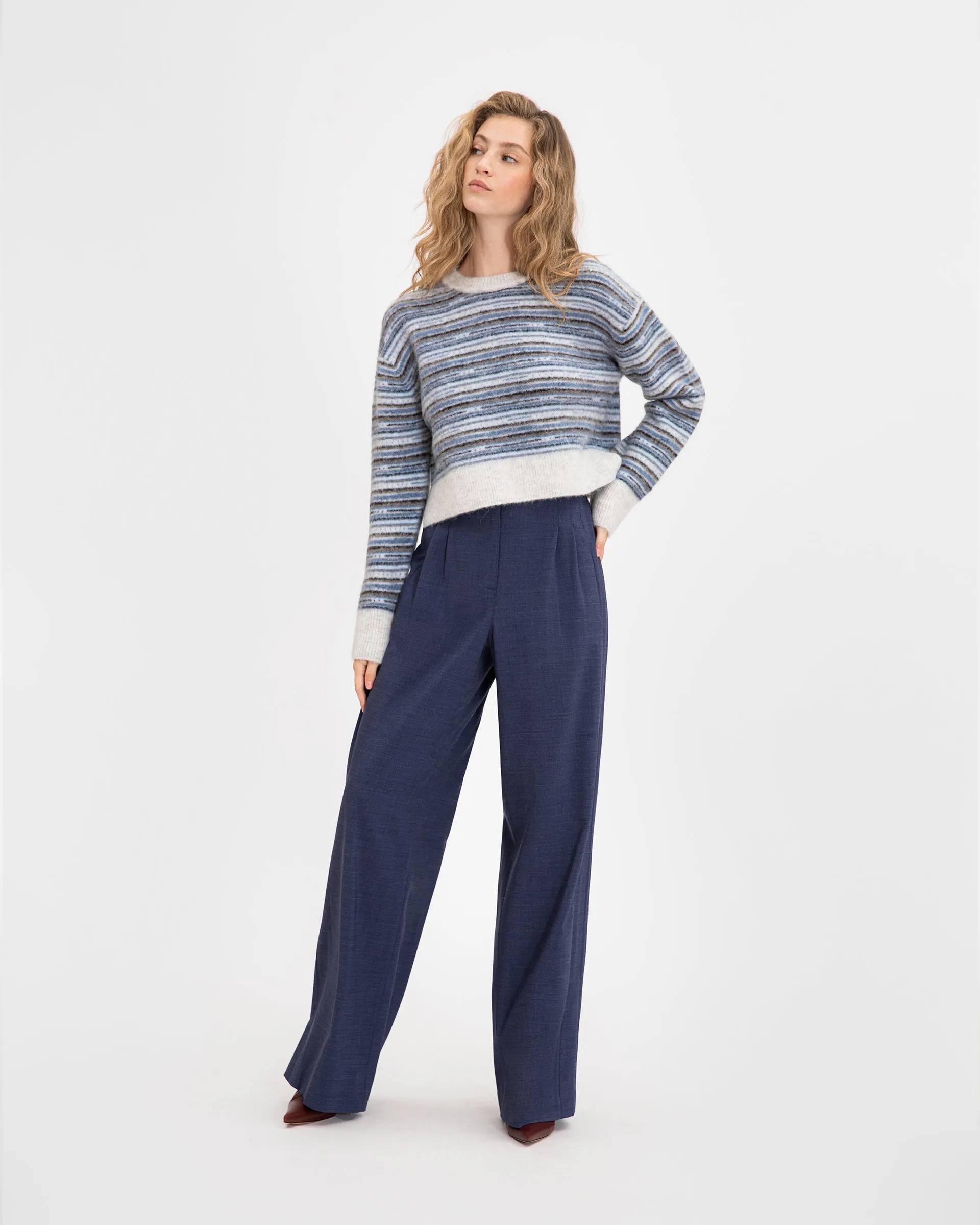 Moisture wicking ShrinkResistant Weave Drew Sweater