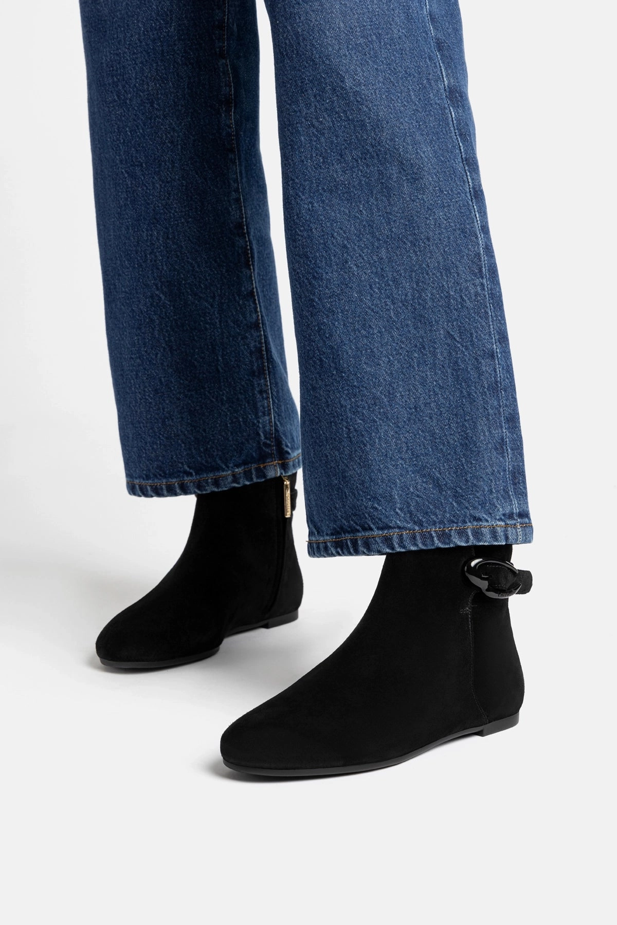 Mini Verona Boot In Black Suede Sweat Resistant Urban Stroll