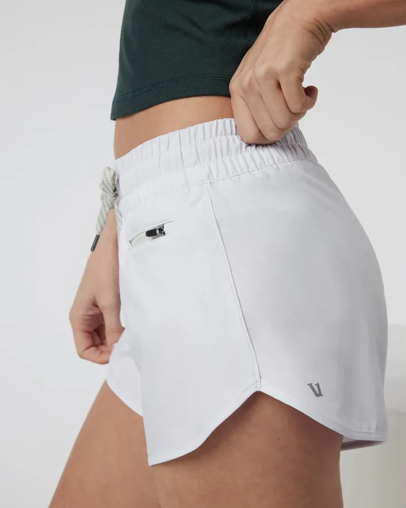vuori Women's Clementine 4" Short 2.0 in White AntiStaticTreatment AntiStaticInnerLining