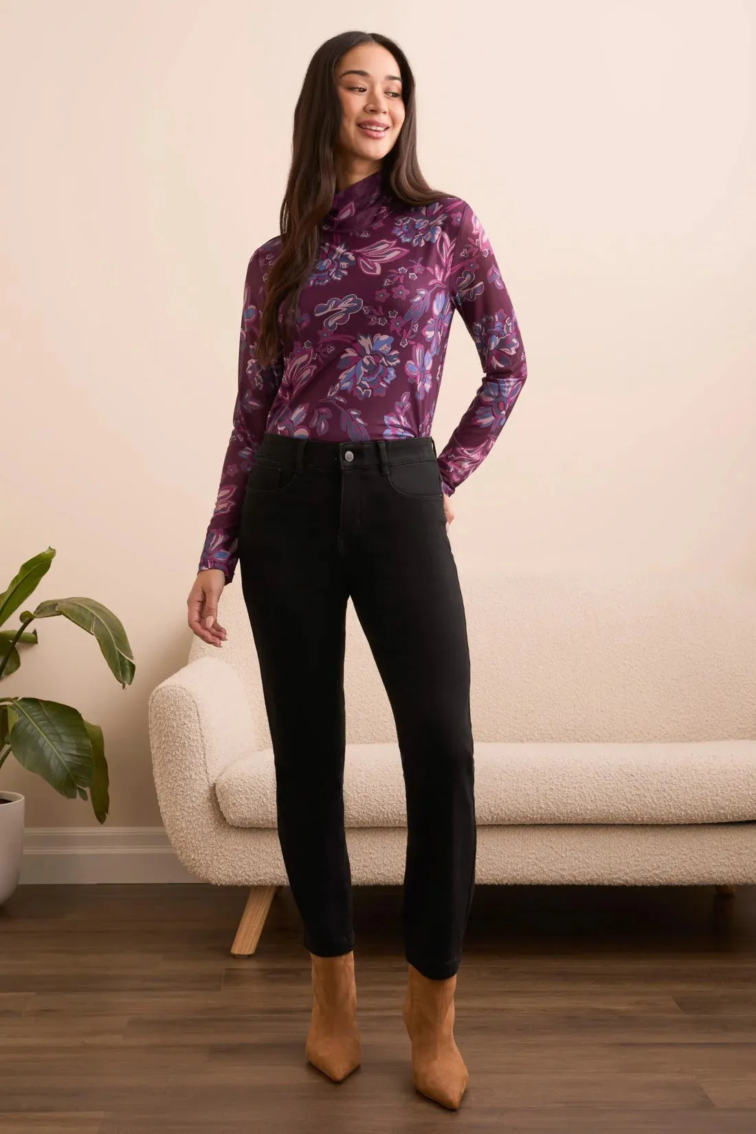 Tribal Audrey Boundless Stretch Denim Straight Leg Crop Jeans in Black Selvedge Denim Neutral palette