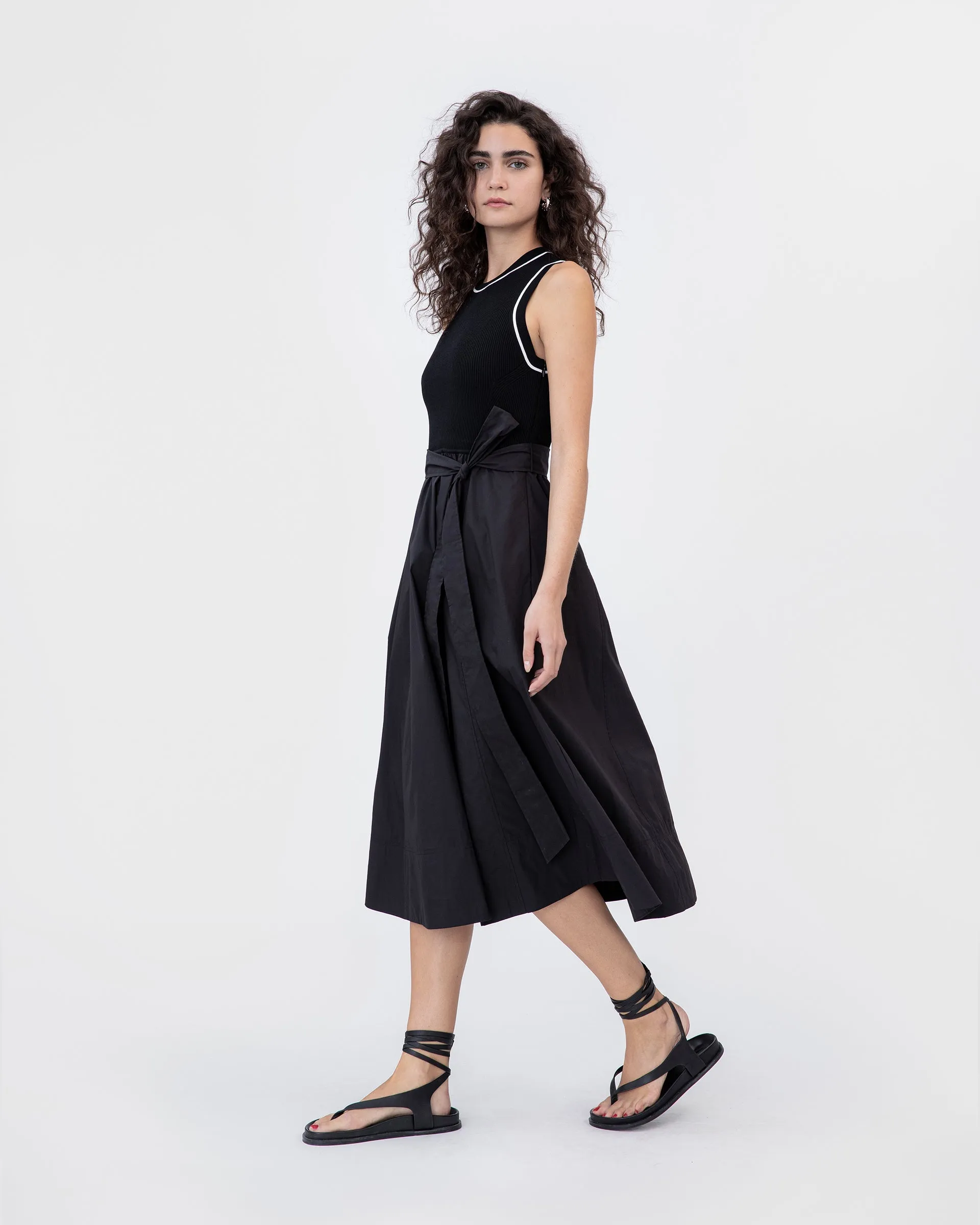 Devon Dress Clean Style