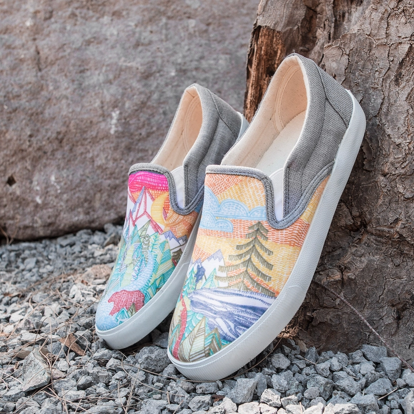 Vibrant fit Textured Grip Surface Trek Slip On