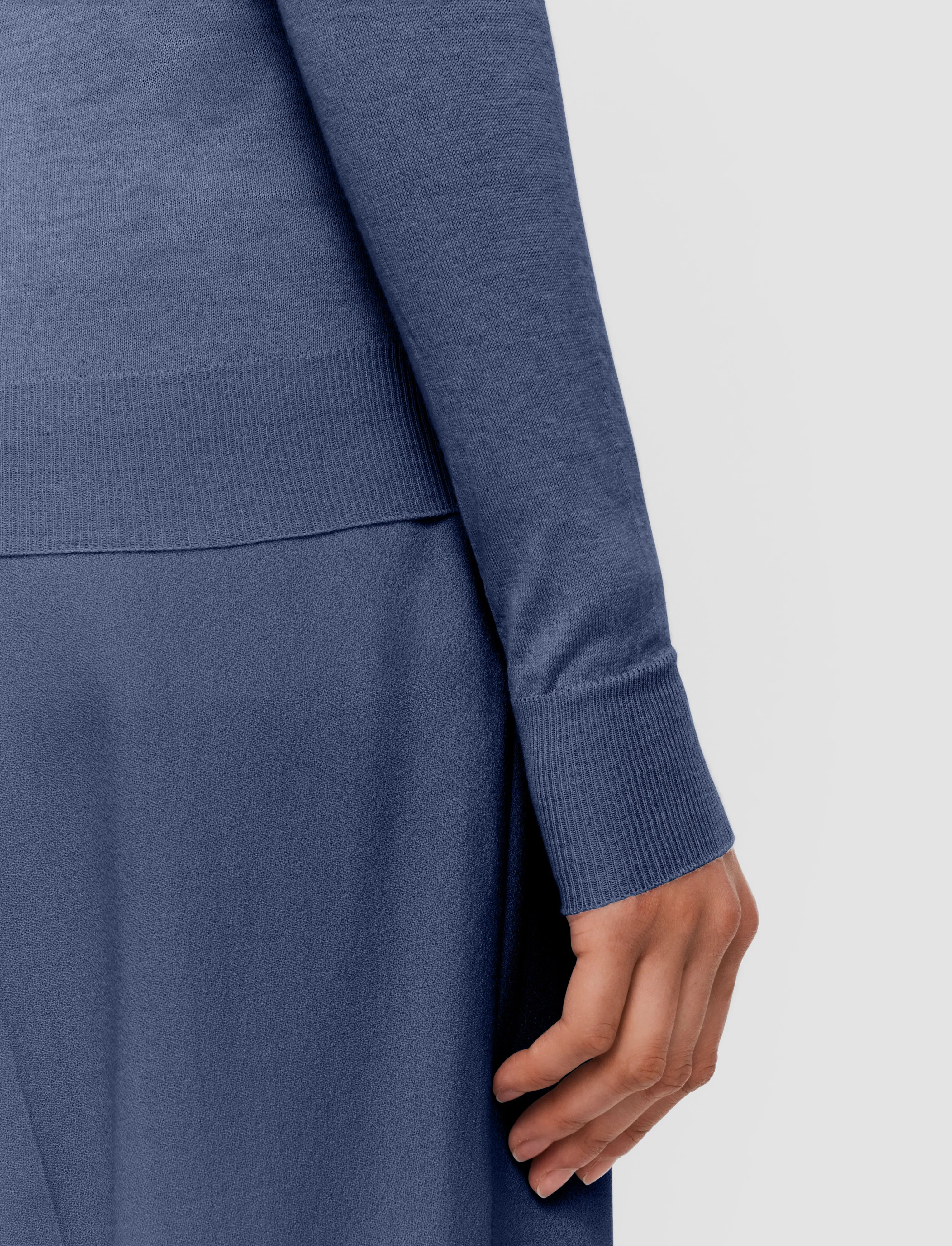 StretchWeave Fabric Travel Trend Cashair Round Neck Jumper