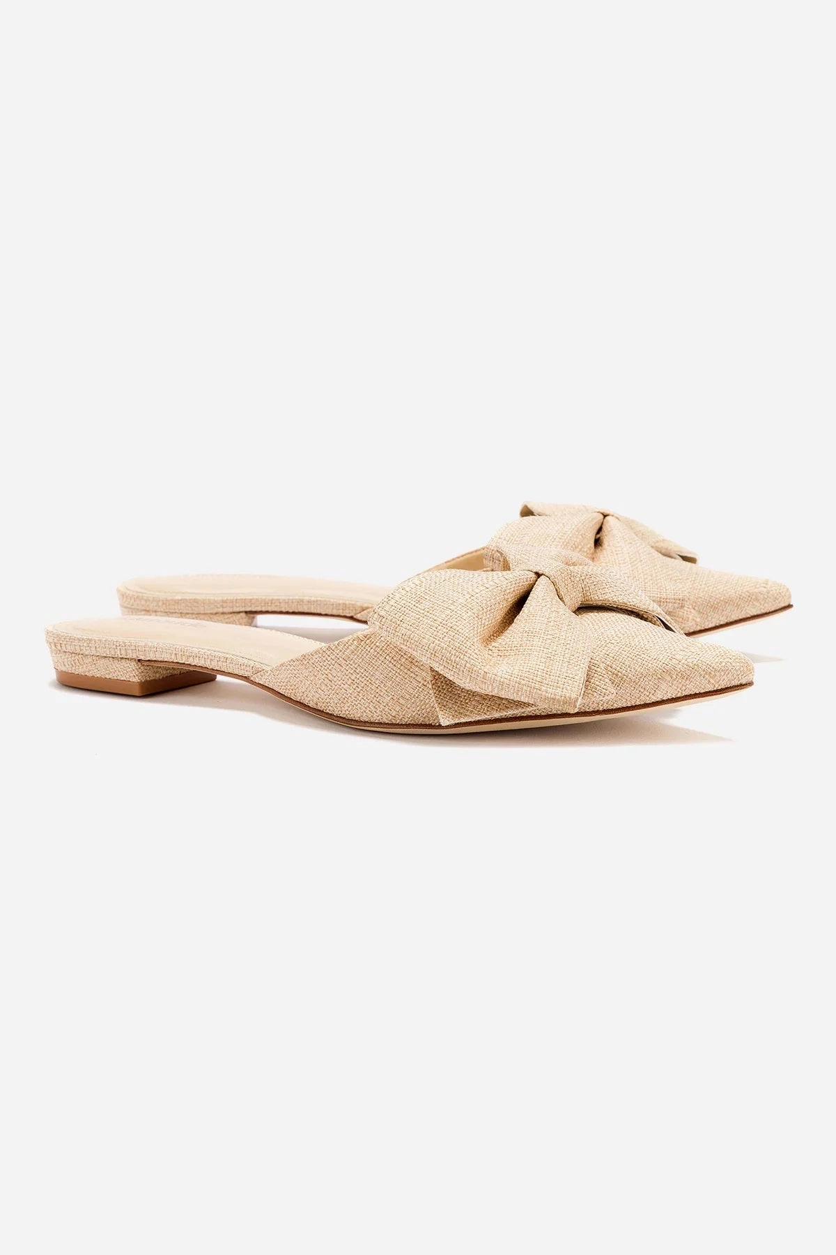 Elle Flat Mule In Beige Raffia Abrasion Resistant Toe Space Vibe