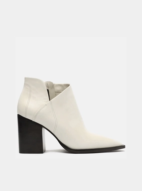 Cora Leather Bootie Neutral Base Trend Hot
