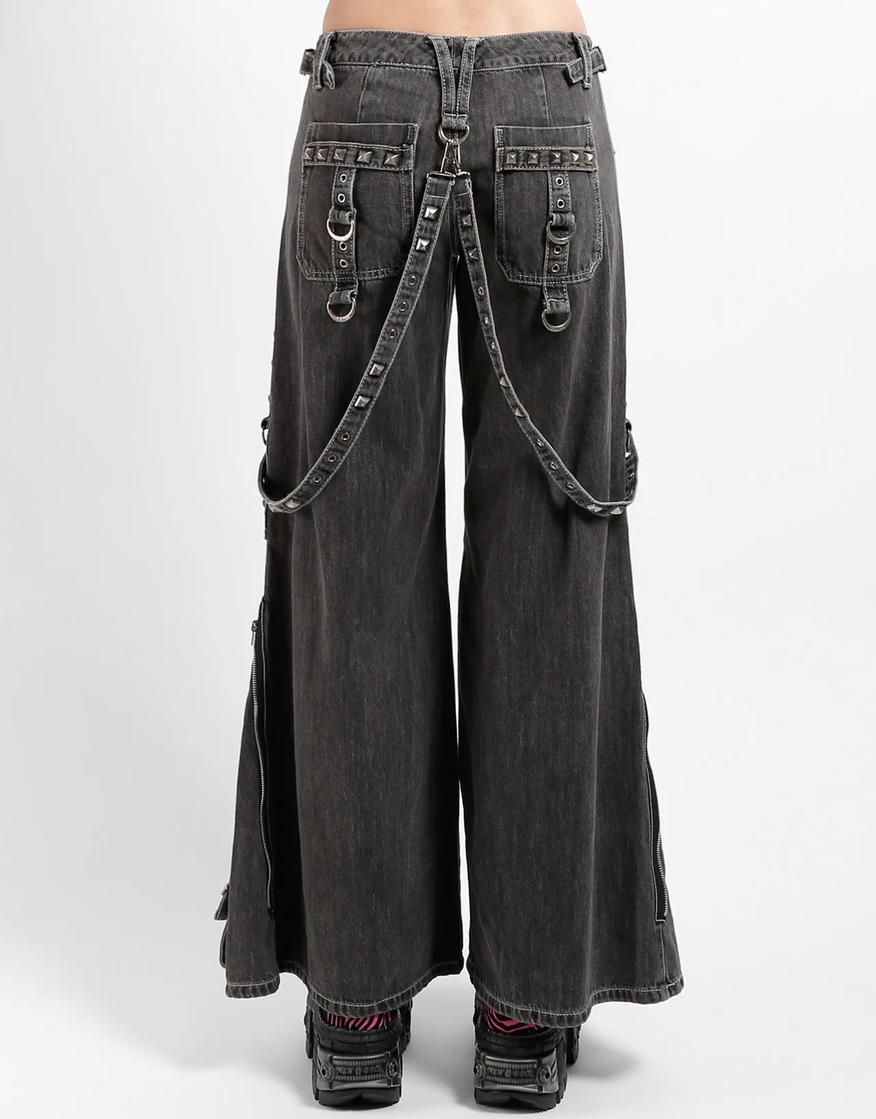STUDDED POWER PANT BLACK DENIM Modern Utility Training Wear