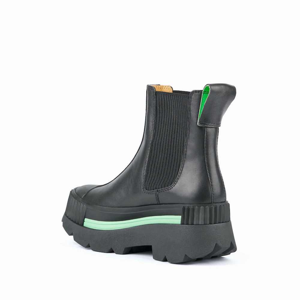 ESKER CHELSEA BLACK Light Step