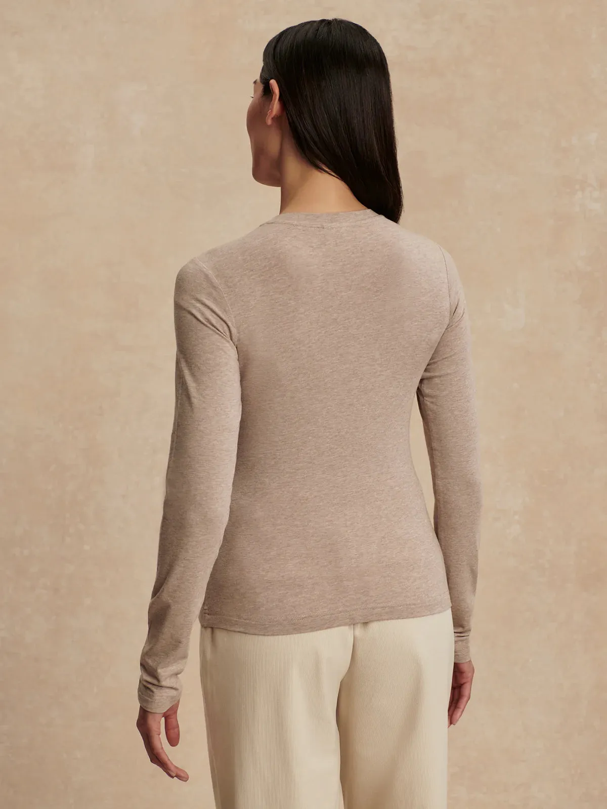 Printed top Varley Edna Long Sleeve Fitted Tee in Taupe Marl