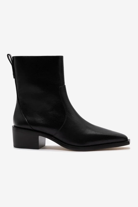 Florencia Low Boot In Black Leather Winter Chill