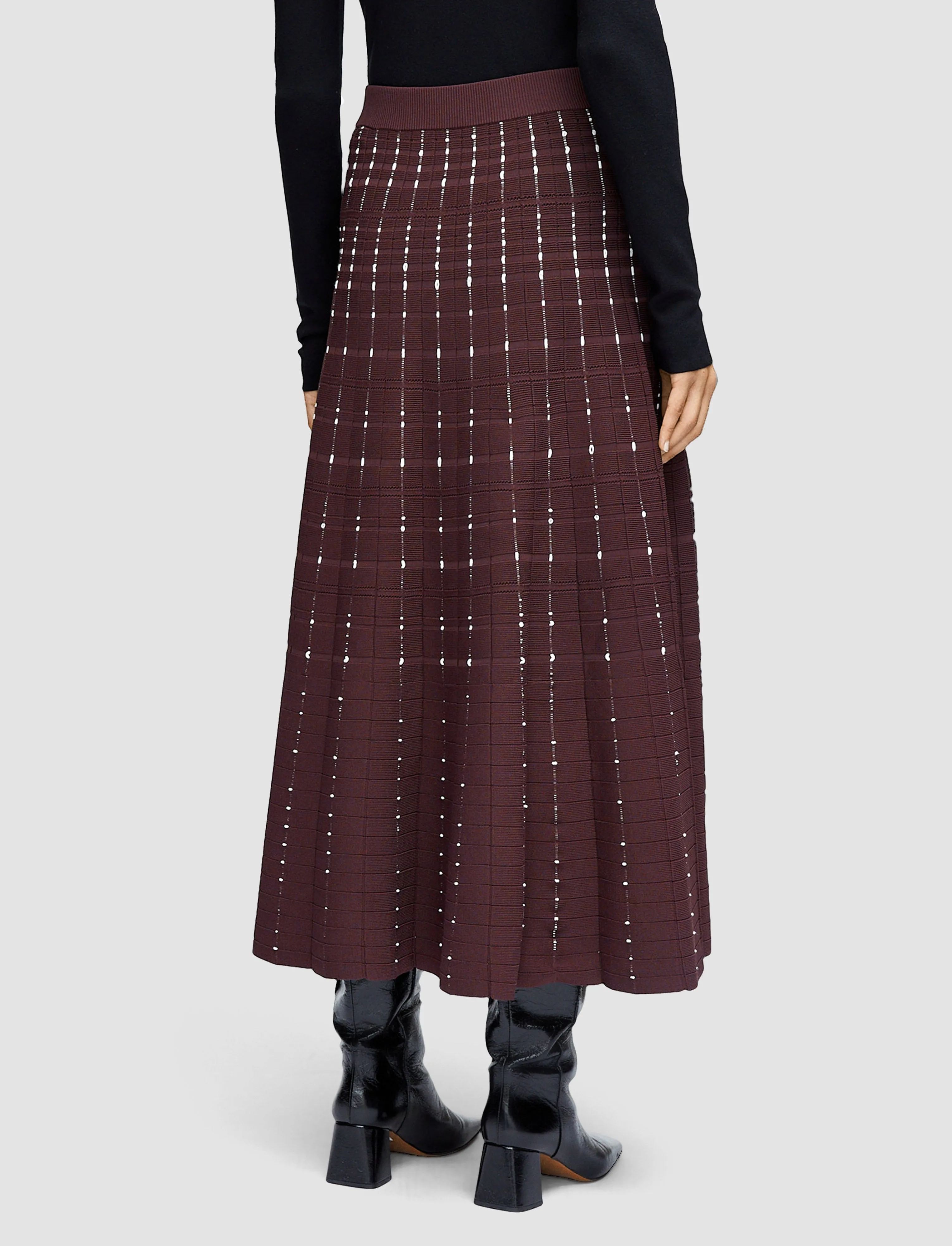 SweaterSpecific Detergent Guide Winter Outfit Fragmented Stripes Skirt