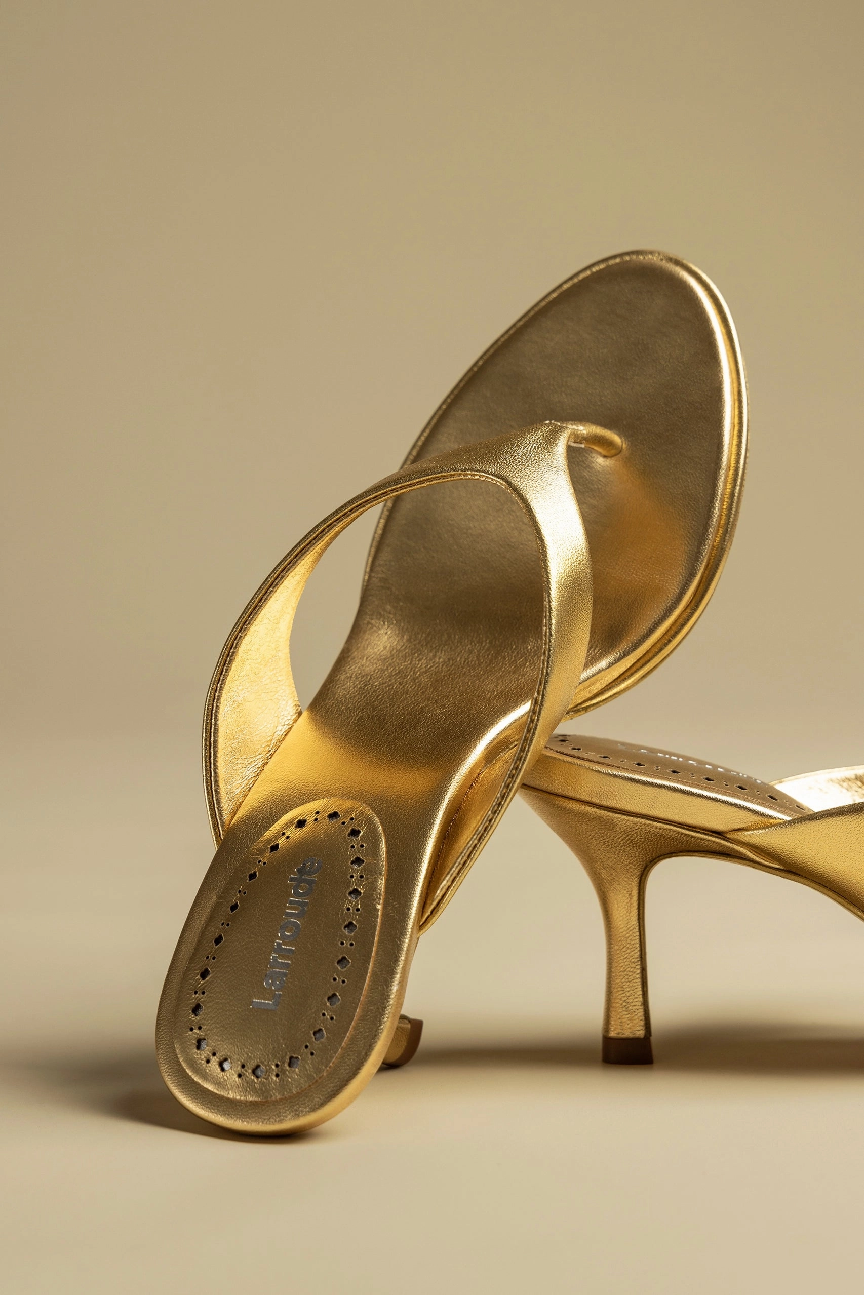 Wide fit Gaia Sandal In Gold Metallic Leather