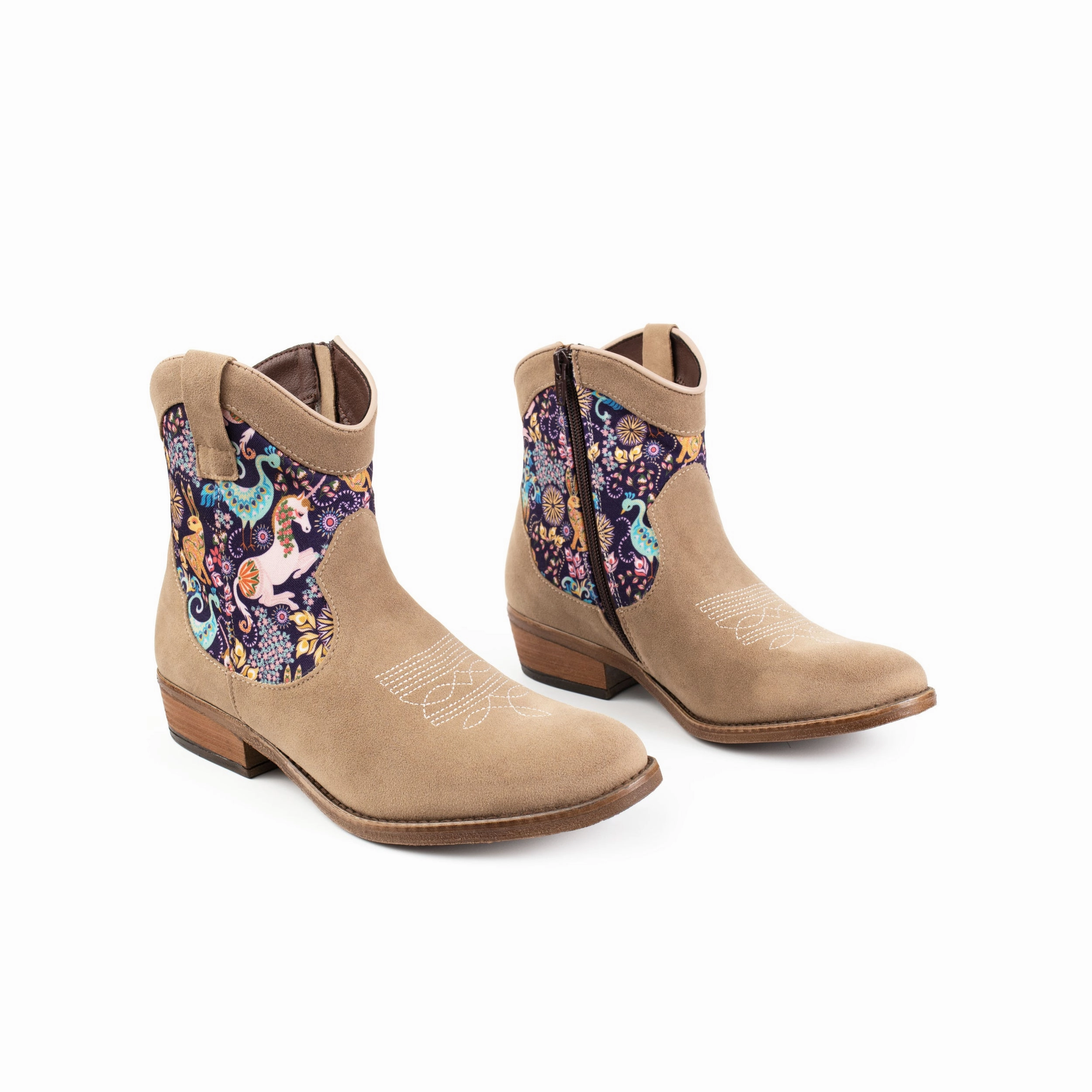 Saola - Vegan Western Boot Slip Resistant Modern Commuters AI Path