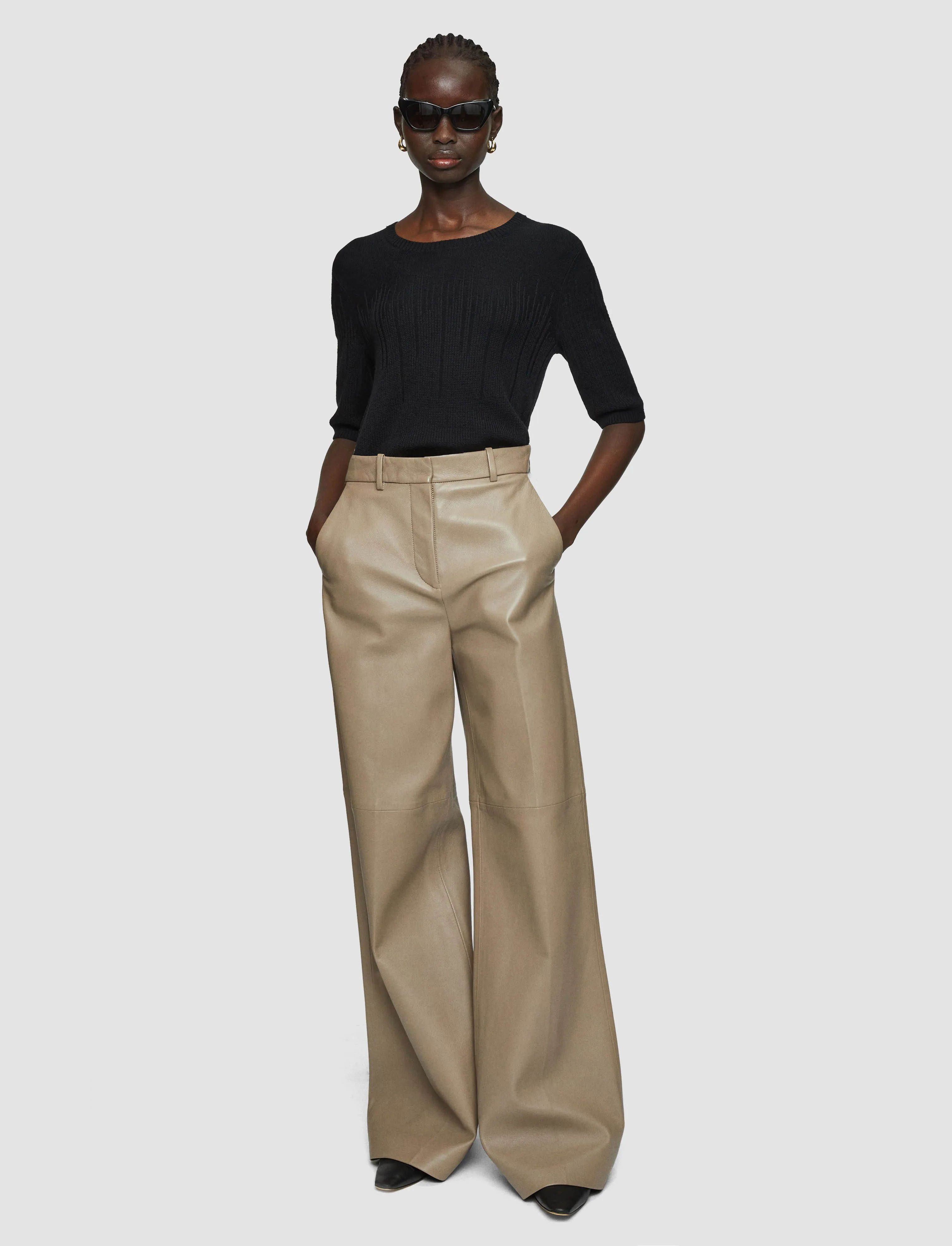 Gradient Stitch Round Neck Top Cold Weather Wrinkle Resistant Finish