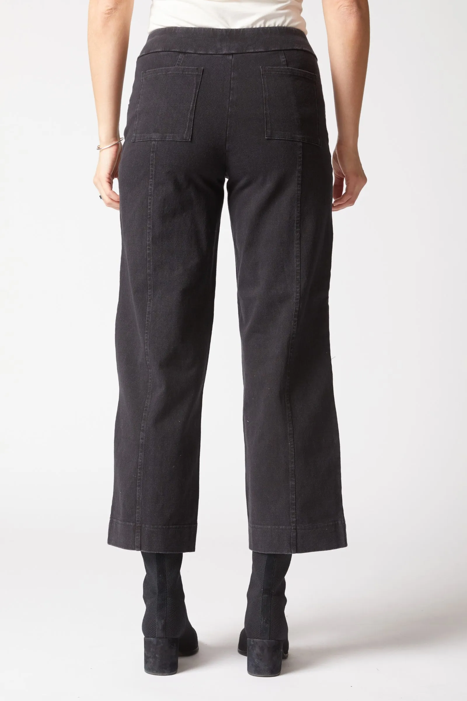 Habitat Stonewash Angle Flood Pant in Black Selvedge Detailing Sharp Silhouette